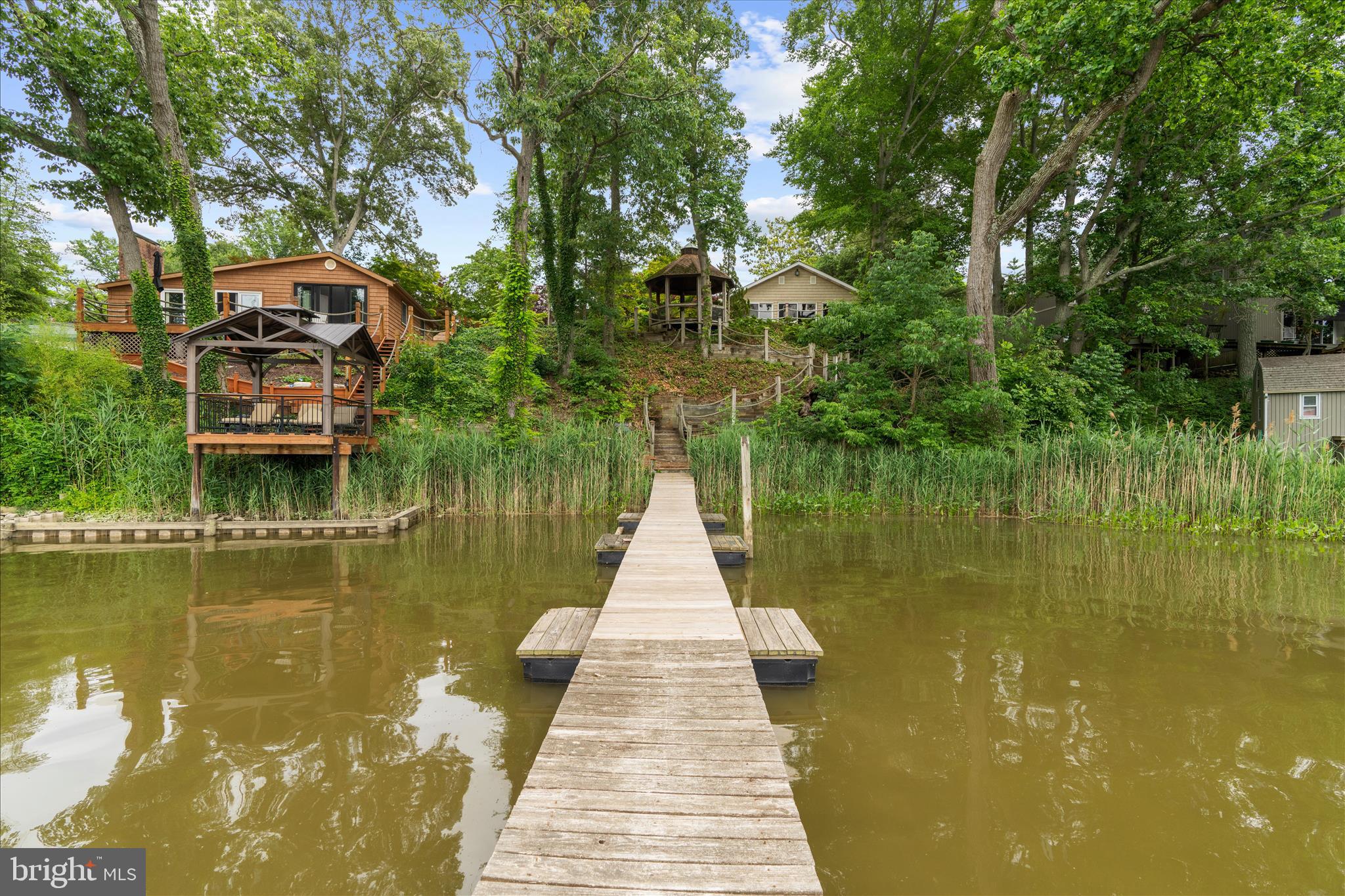 WYMONT PARK - Residential