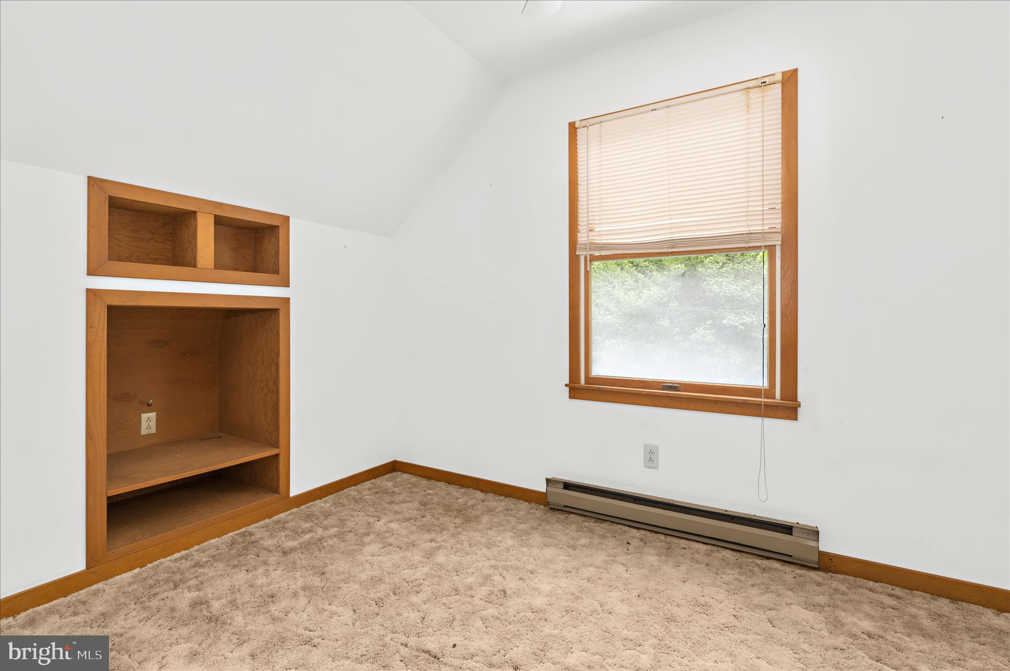 WYMONT PARK - Residential