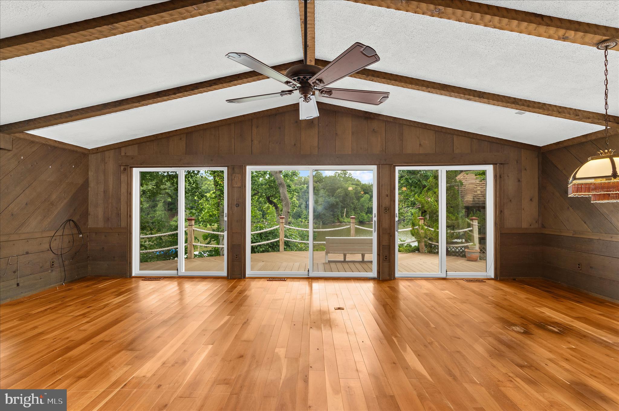 WYMONT PARK - Residential