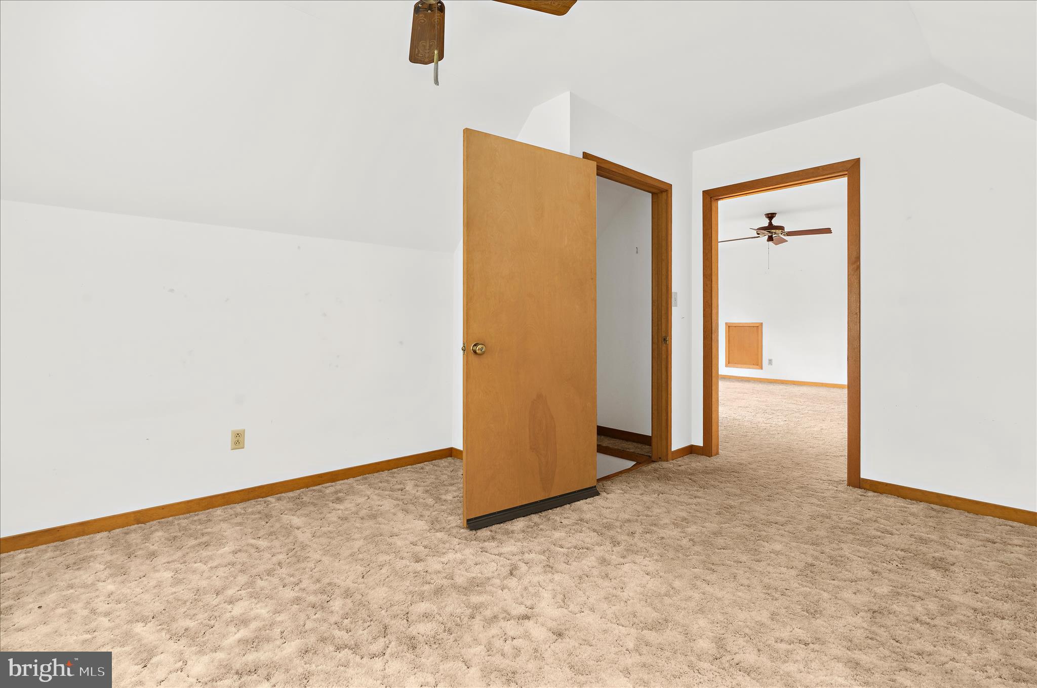 WYMONT PARK - Residential