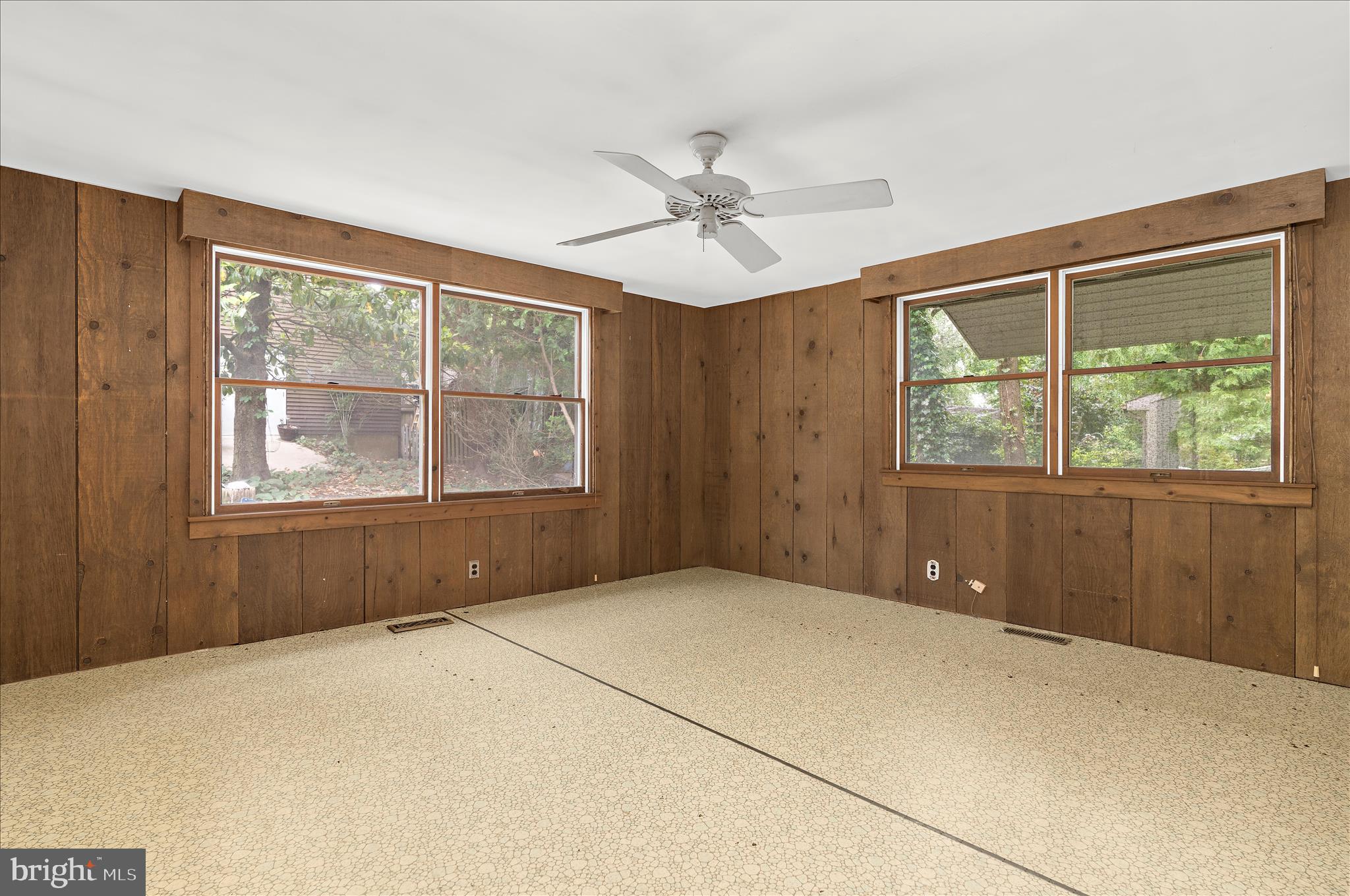 WYMONT PARK - Residential