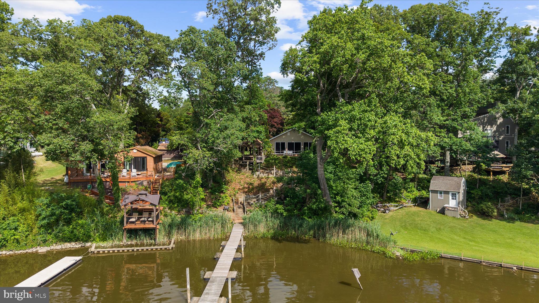 WYMONT PARK - Residential