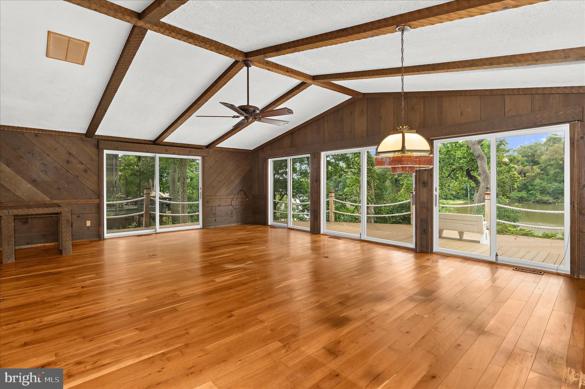 WYMONT PARK - Residential