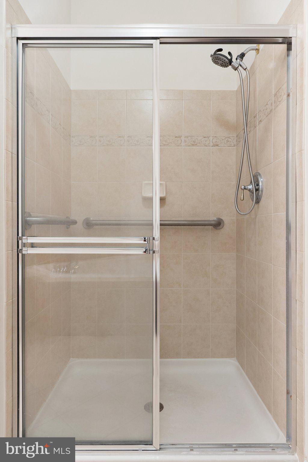 K HOVNANIAN FOUR SEASONS - Residential