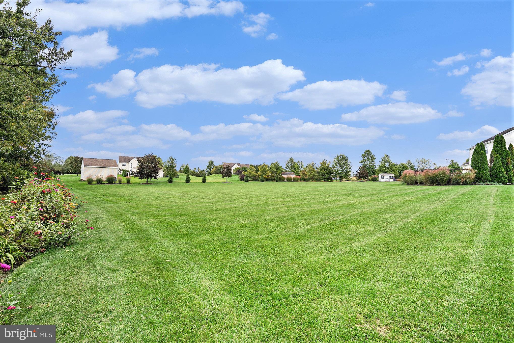 CLOVER MEADOWS - Residential
