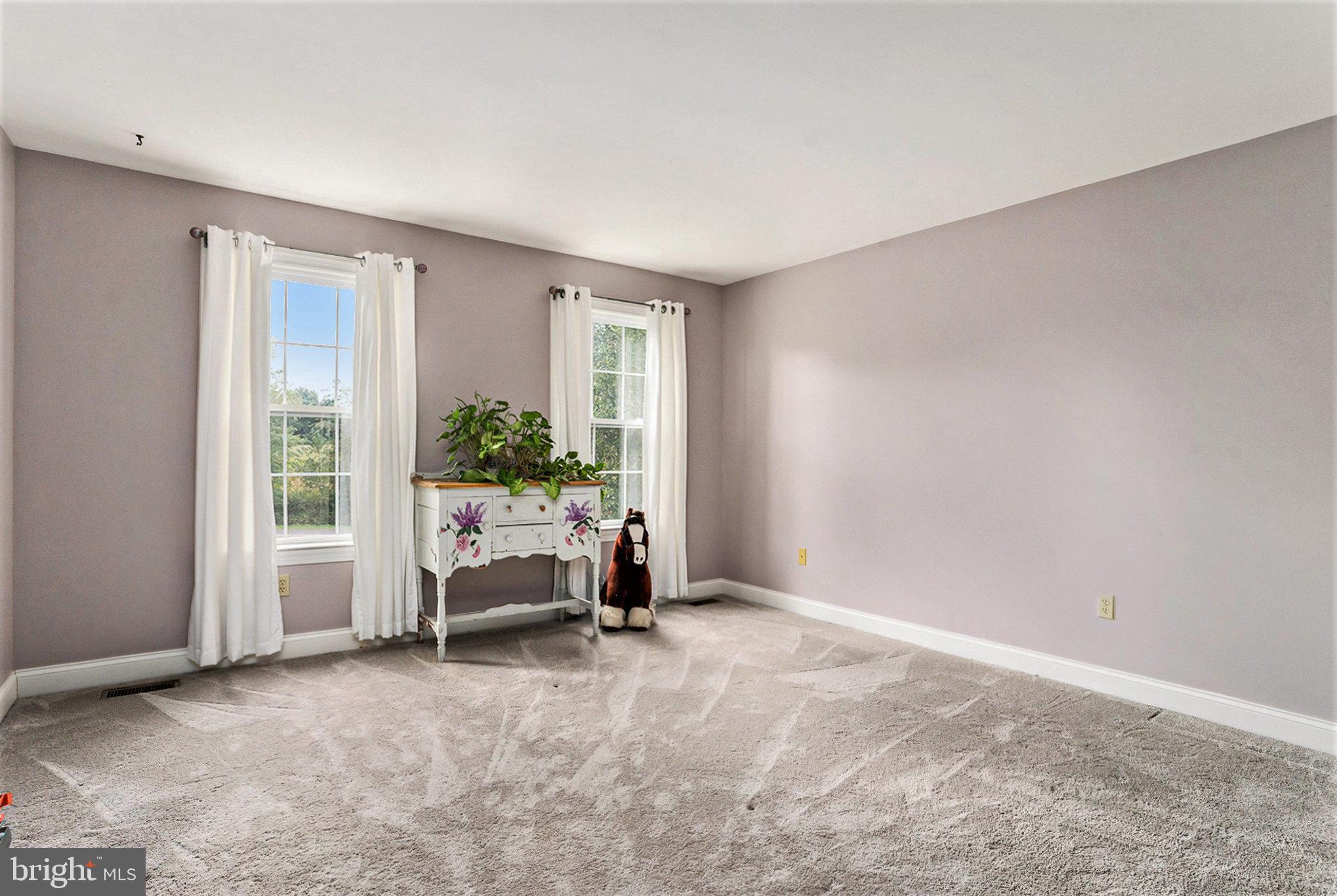 CLOVER MEADOWS - Residential