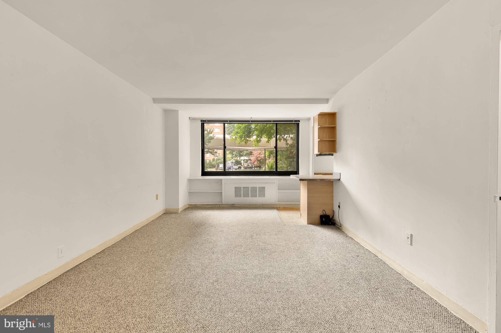 RIVER PLACE - Residential