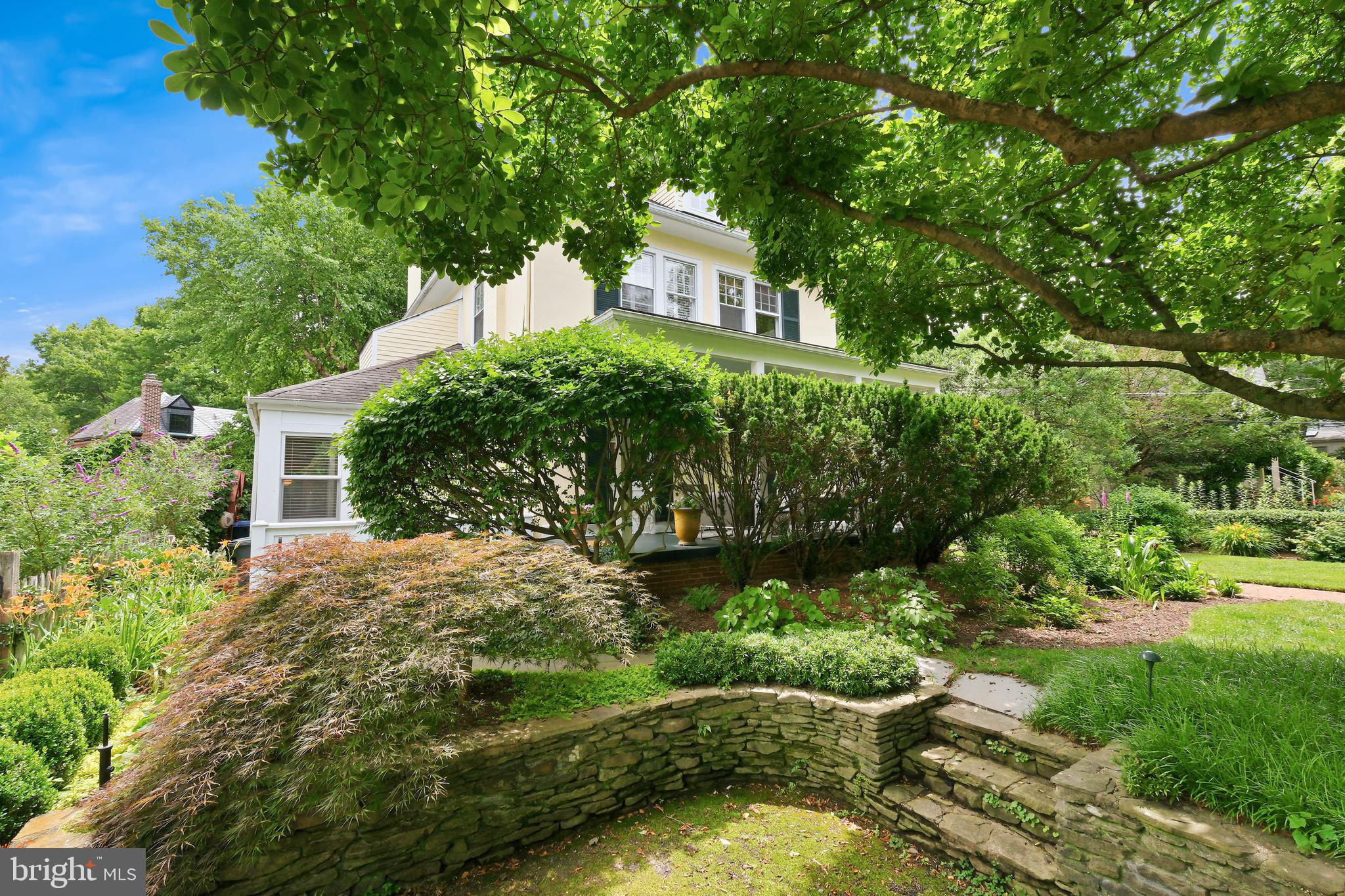 CHEVY CHASE - Residential