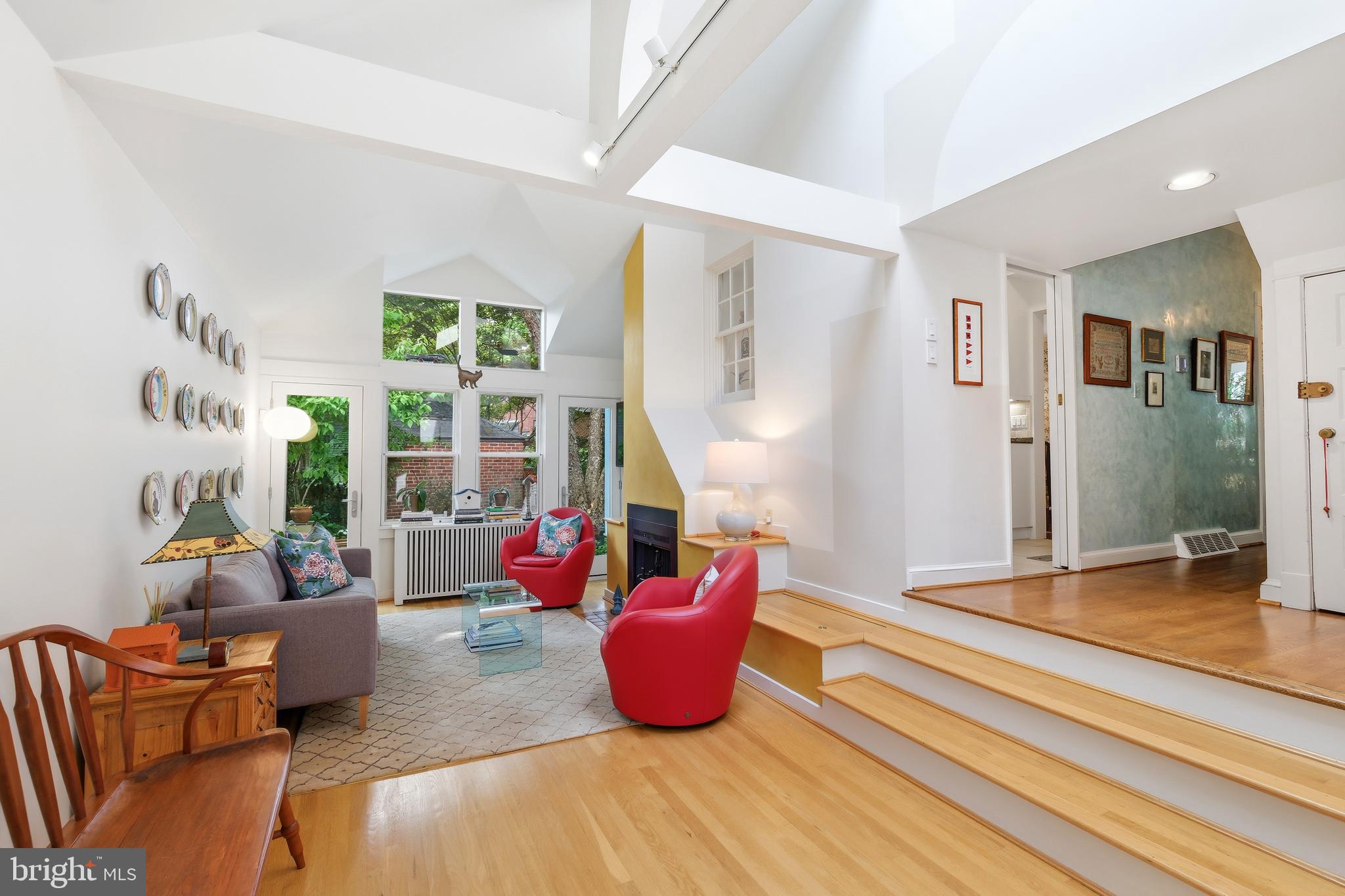 CHEVY CHASE - Residential