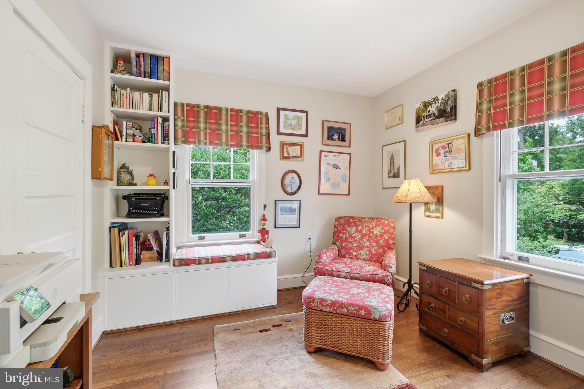 CHEVY CHASE - Residential