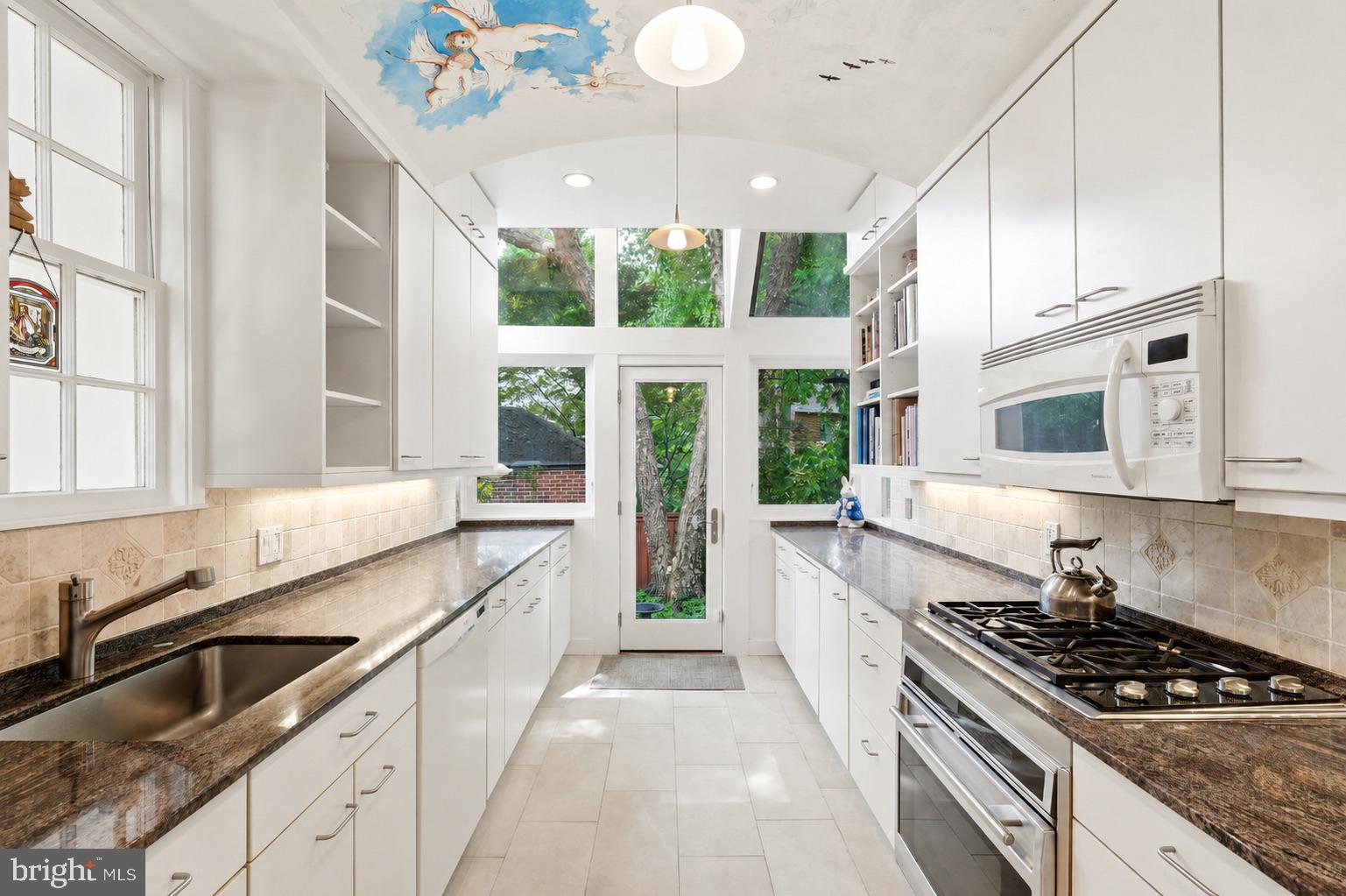 CHEVY CHASE - Residential