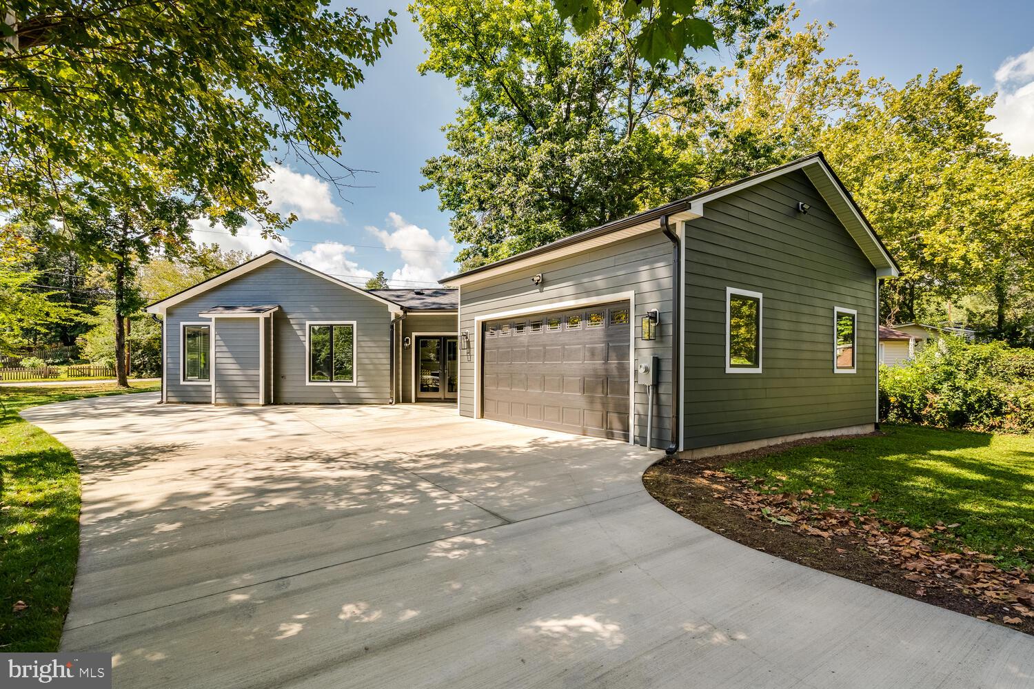 BELMONT - Residential