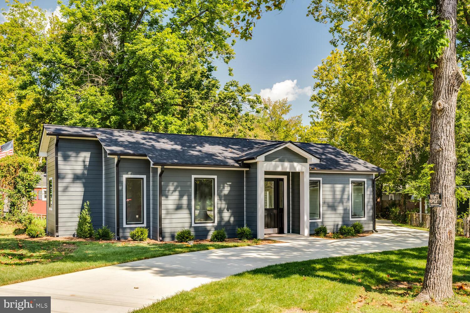 BELMONT - Residential