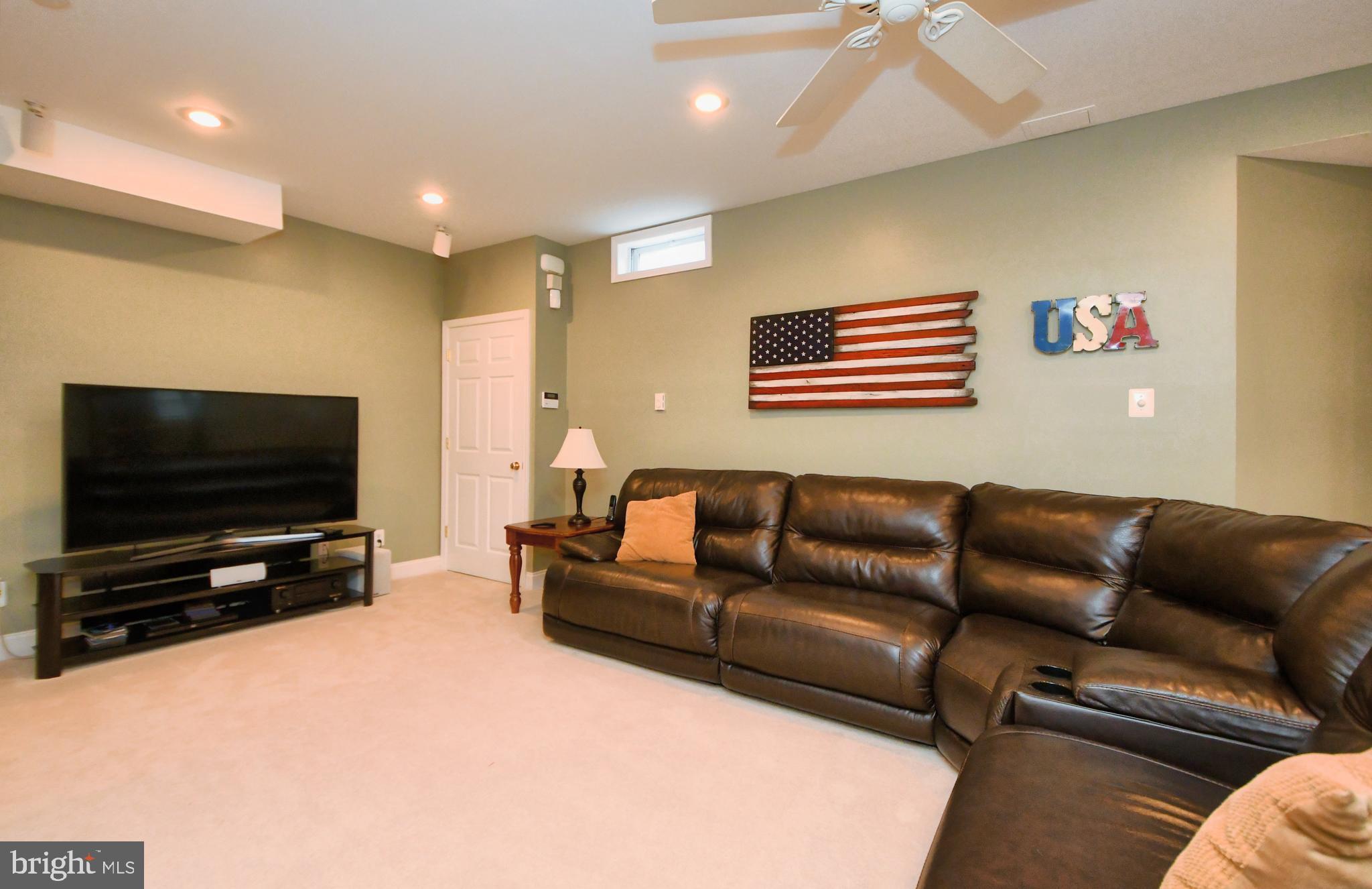 HORSHAM CHASE - Residential