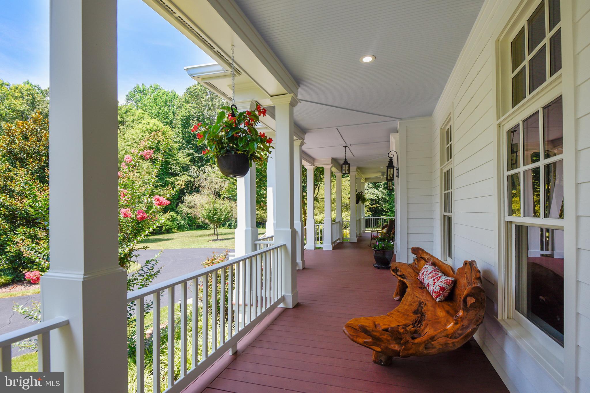 NEAR CLIFTON - Residential