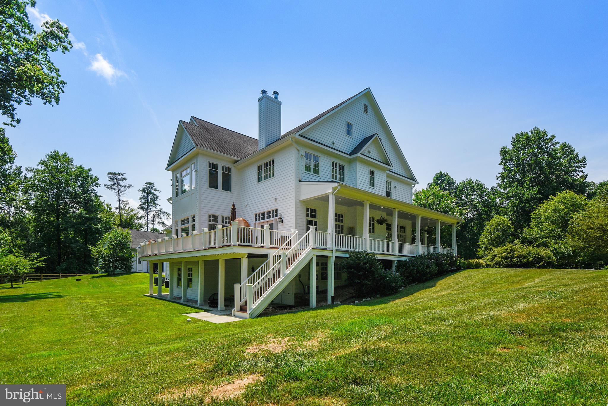 NEAR CLIFTON - Residential