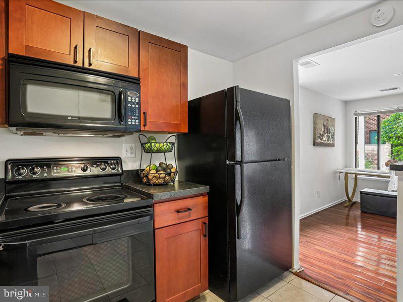 NATHANS HILL - Residential
