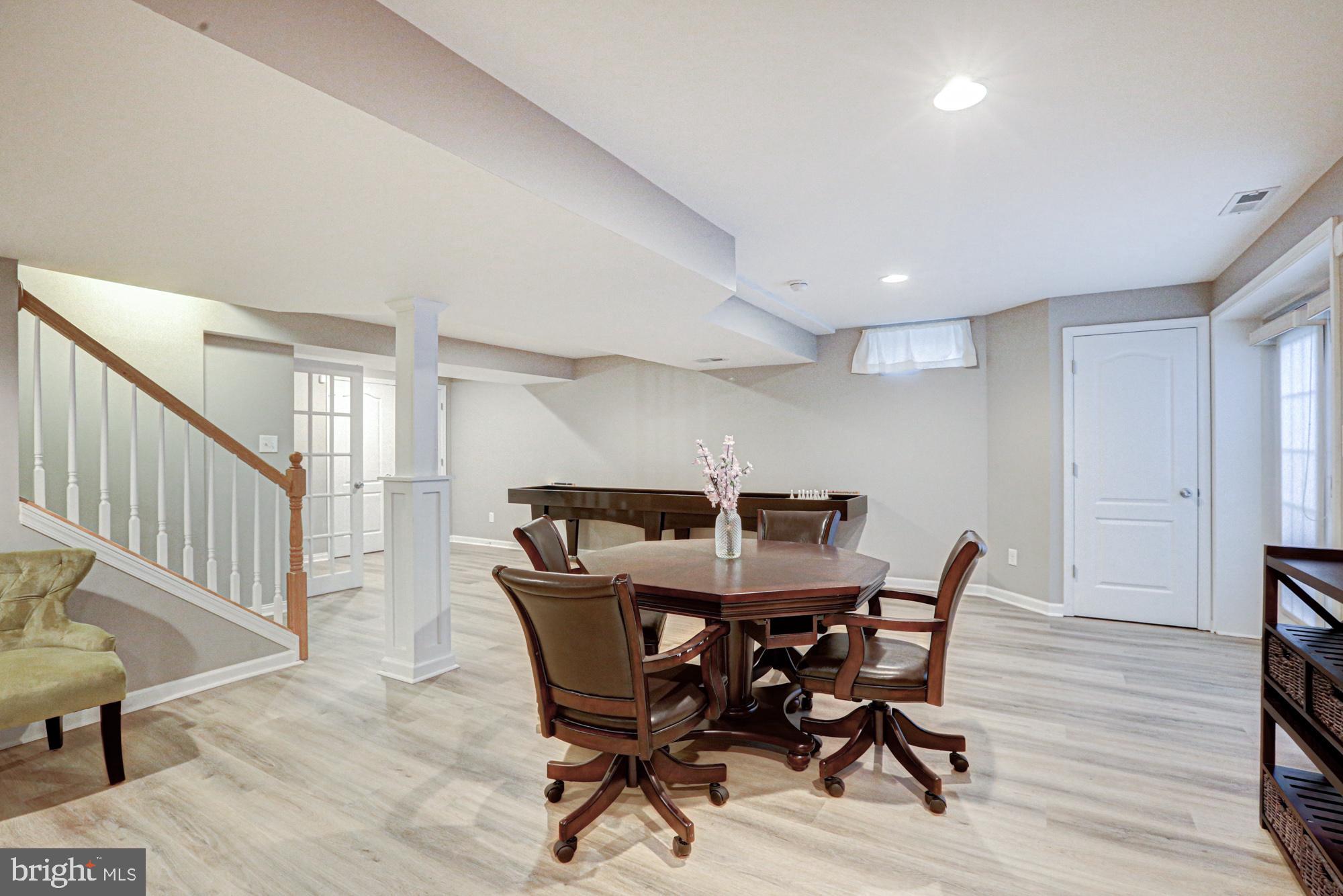 RED LION CHASE - Residential