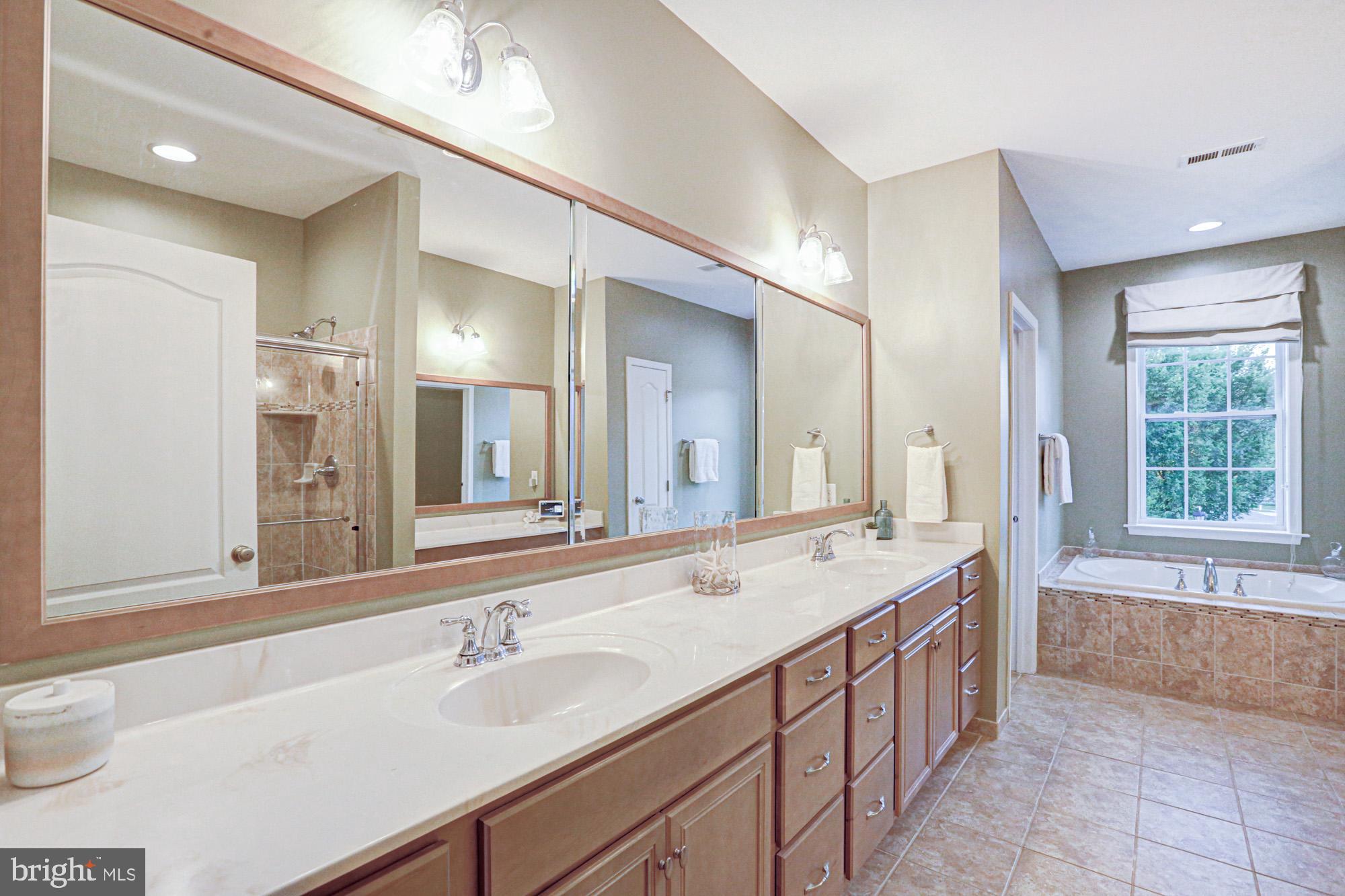 RED LION CHASE - Residential