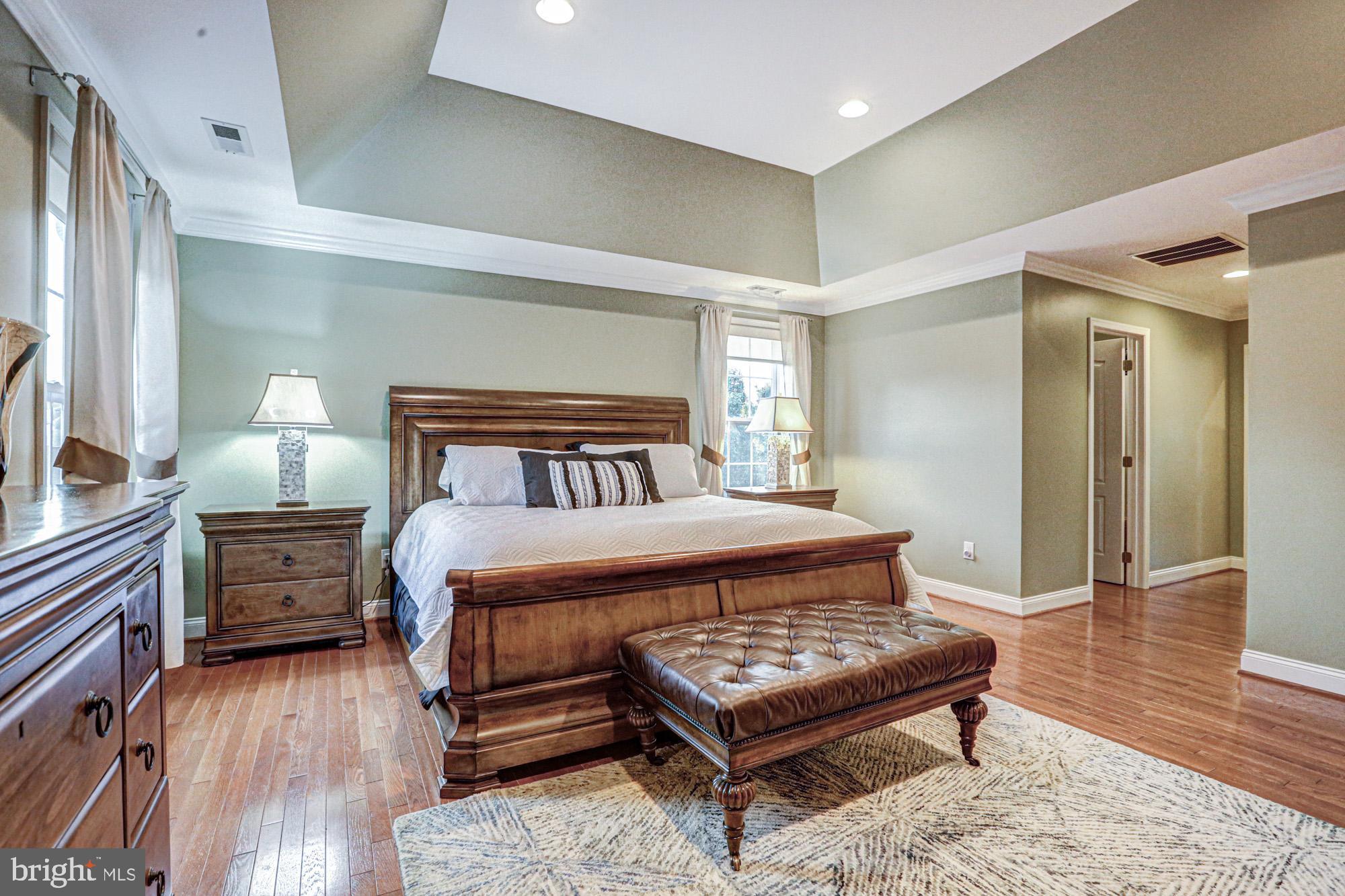 RED LION CHASE - Residential