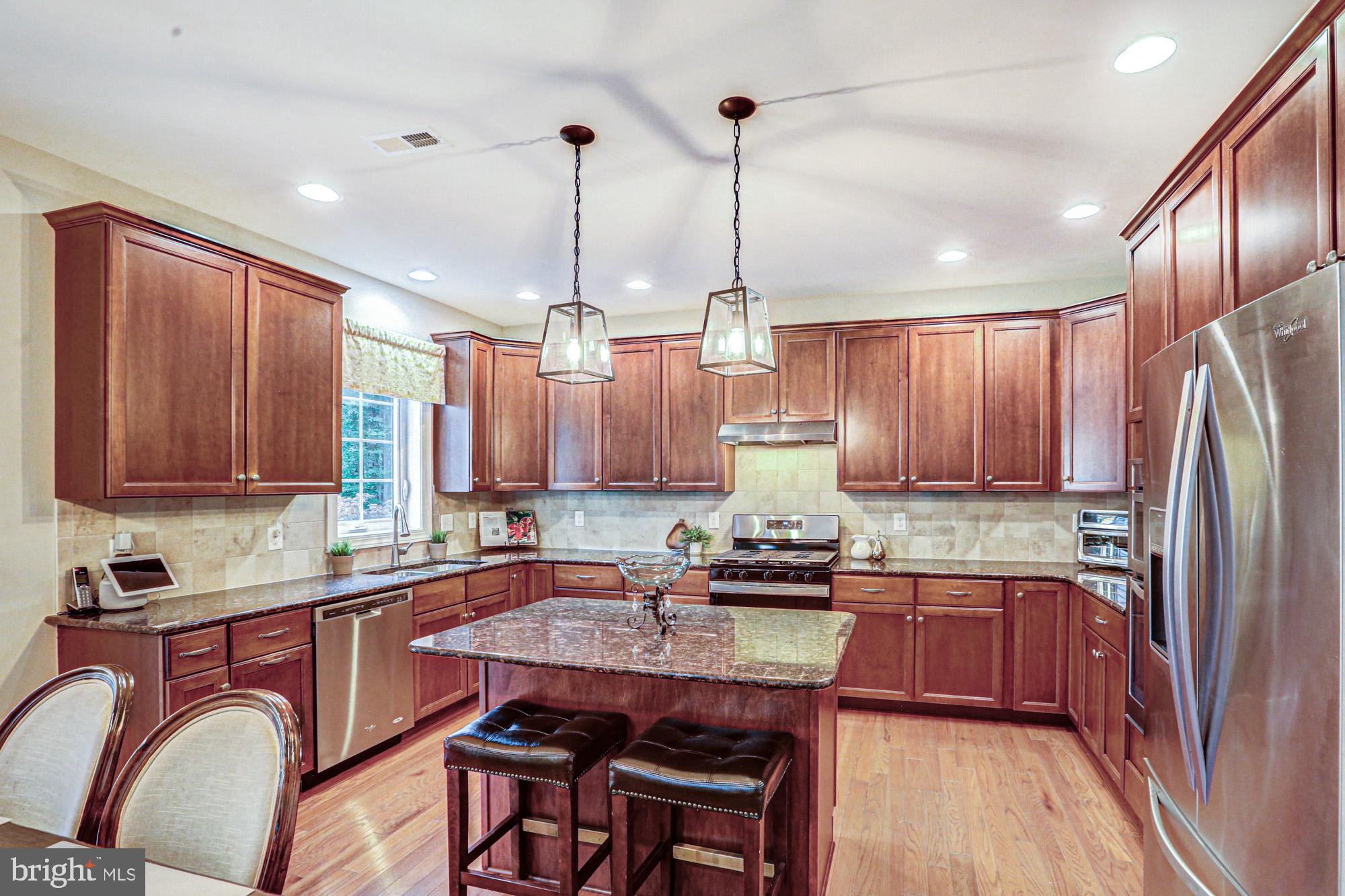 RED LION CHASE - Residential