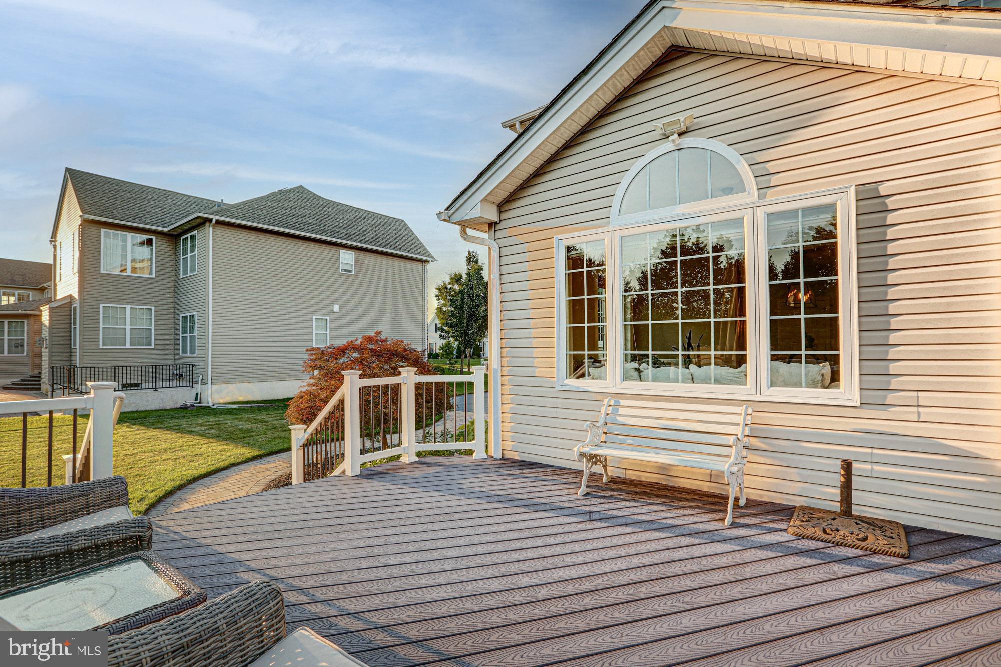 RED LION CHASE - Residential
