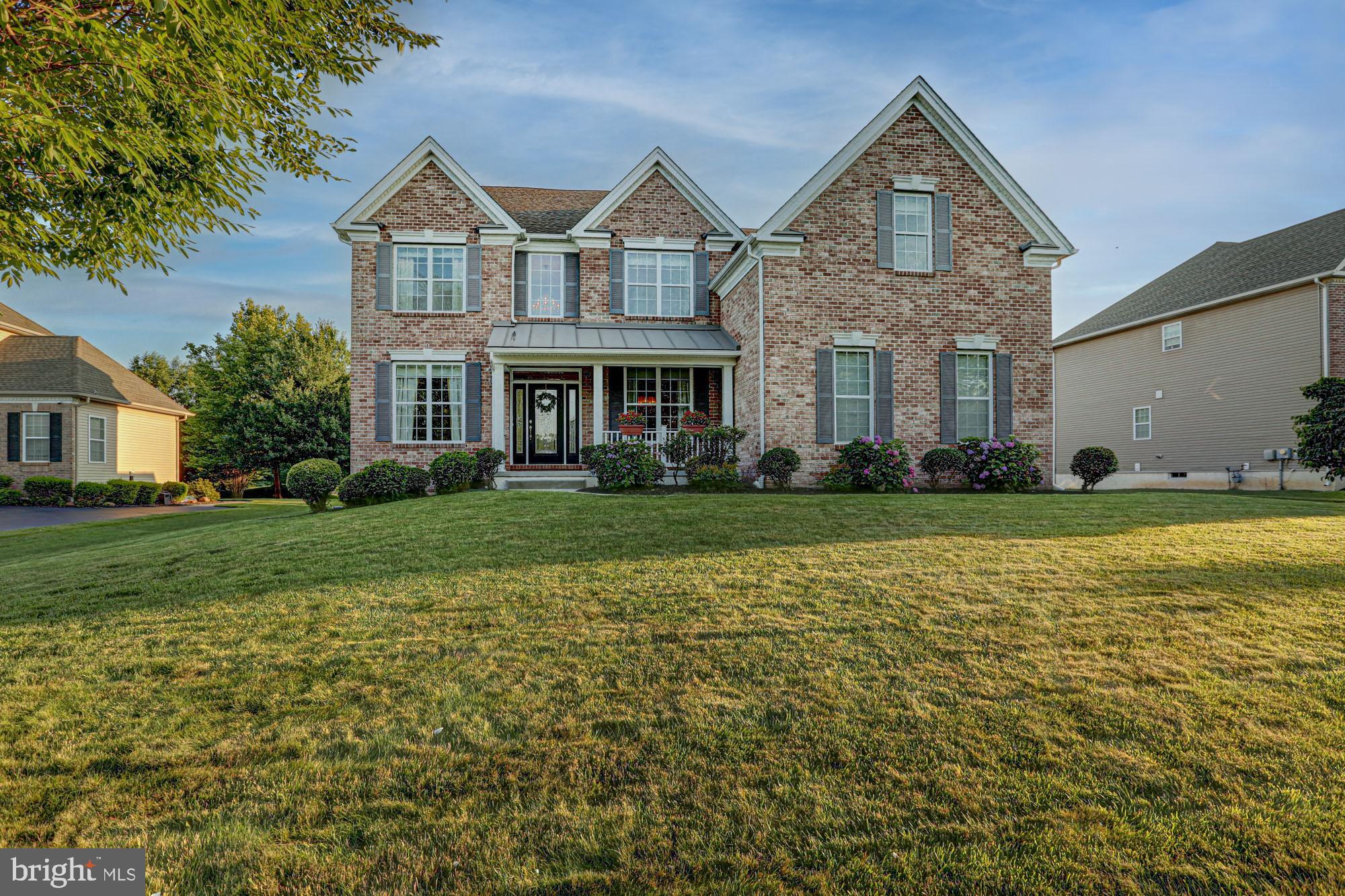 RED LION CHASE - Residential