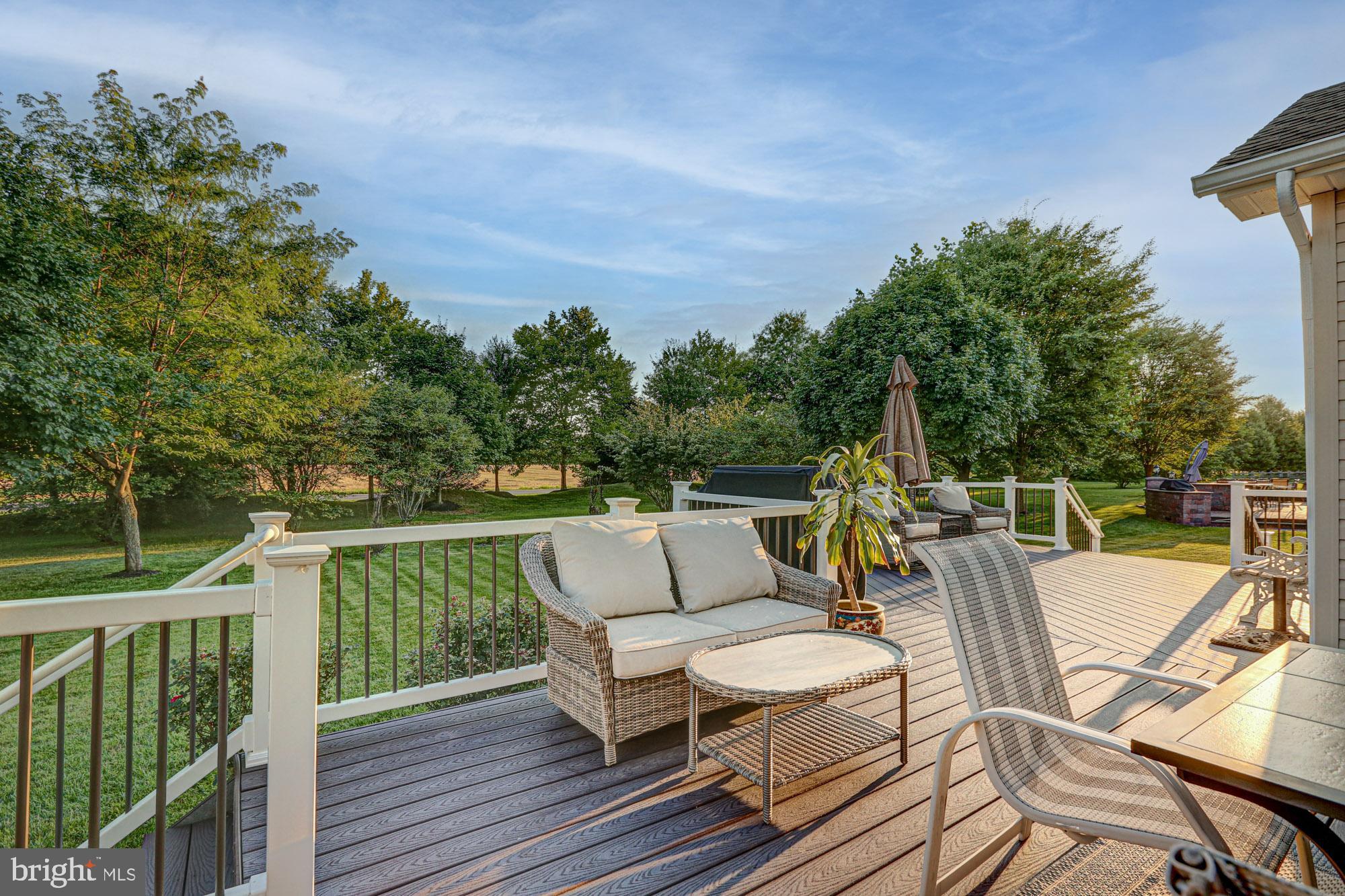 RED LION CHASE - Residential