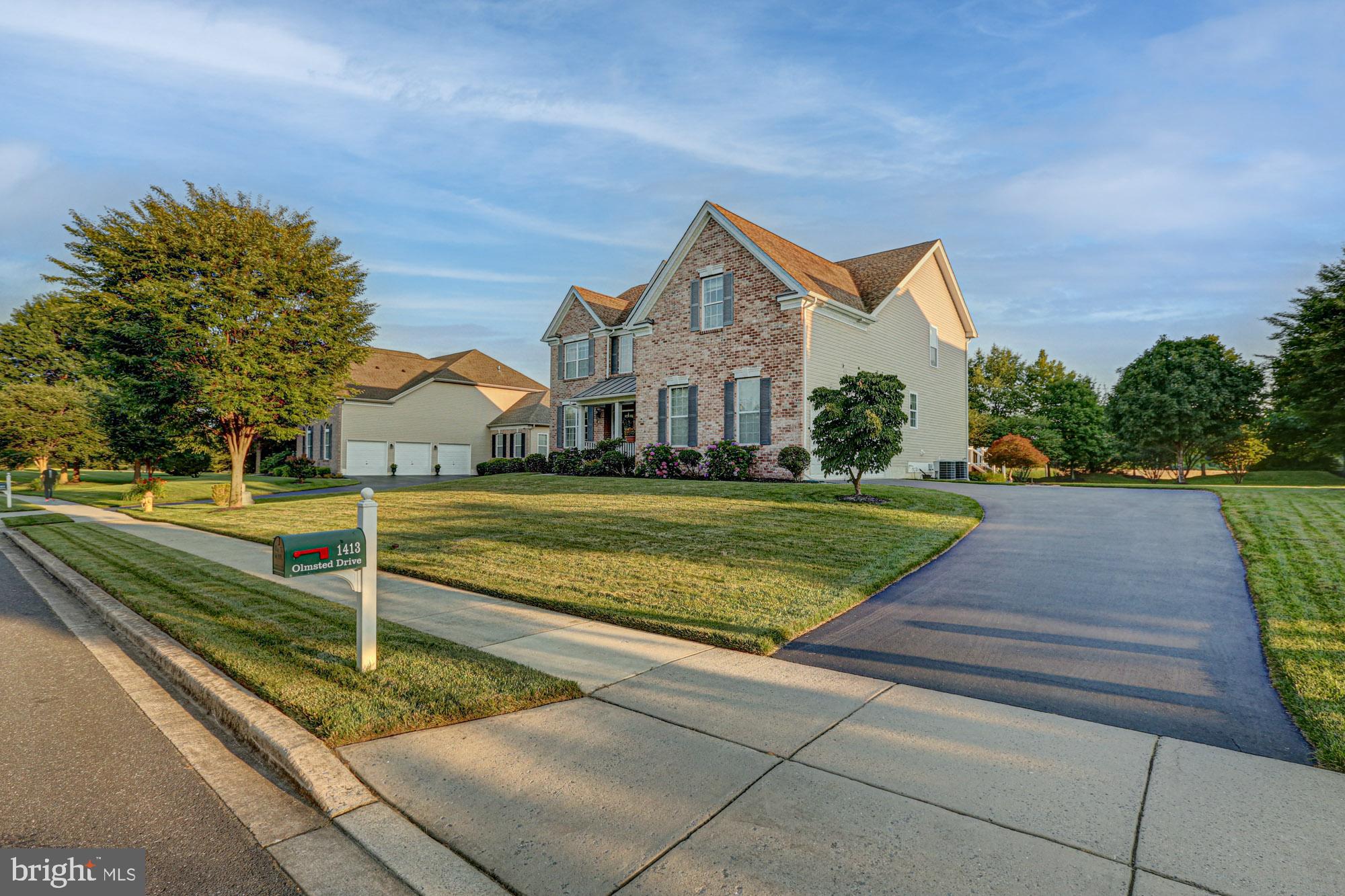 RED LION CHASE - Residential