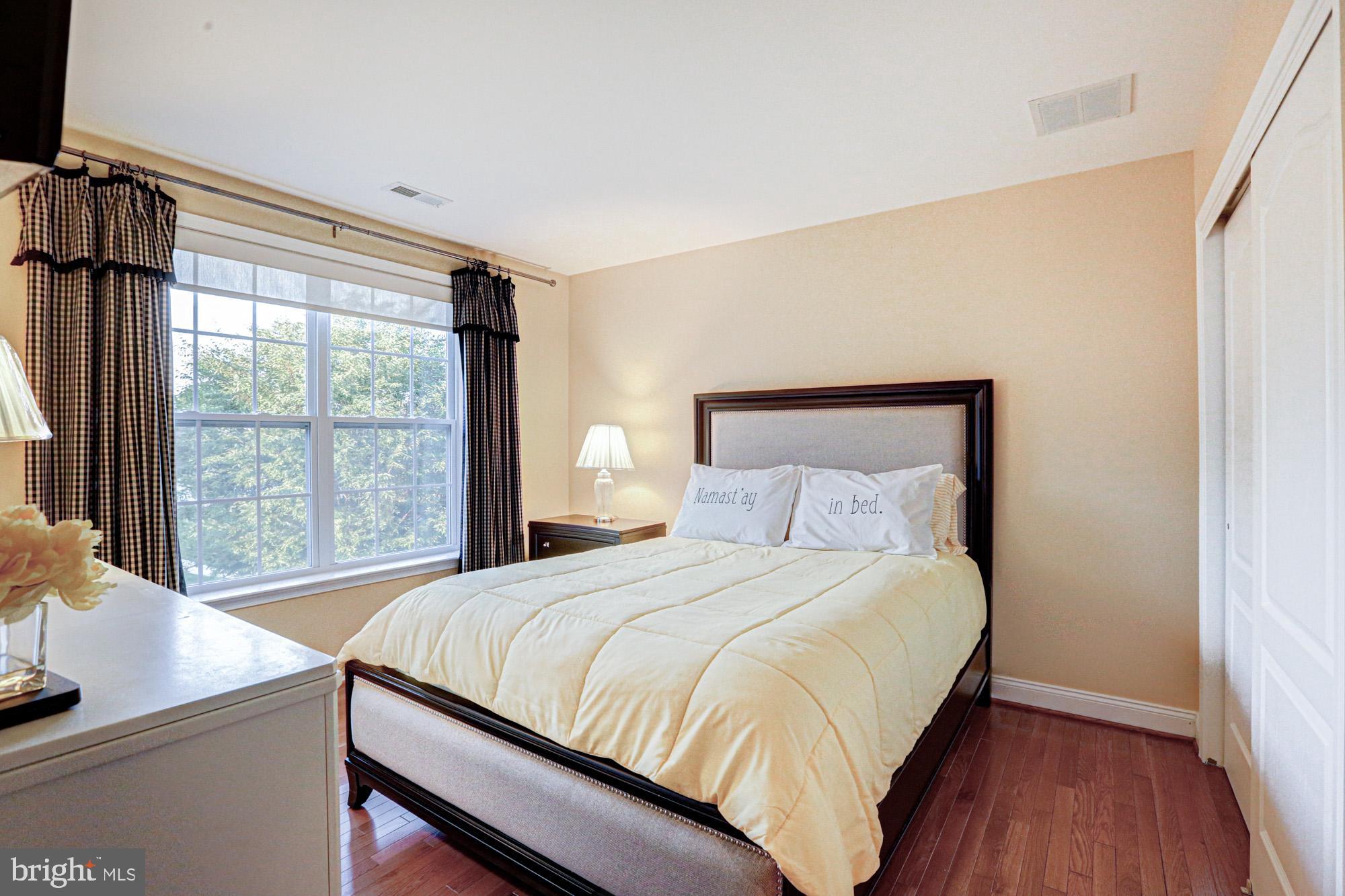 RED LION CHASE - Residential