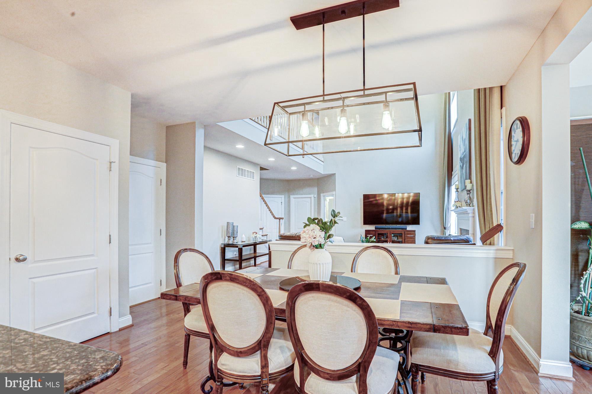 RED LION CHASE - Residential