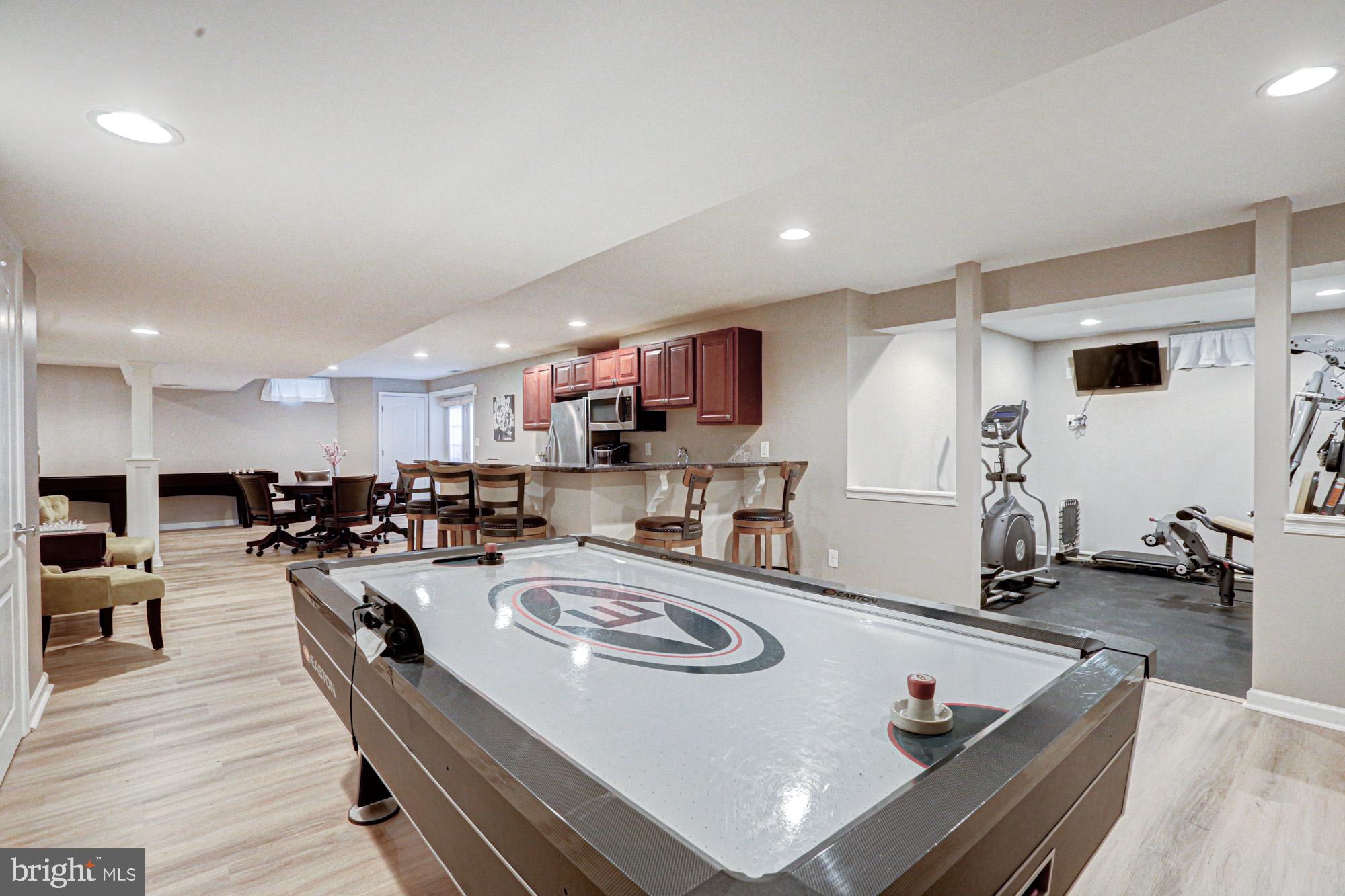 RED LION CHASE - Residential