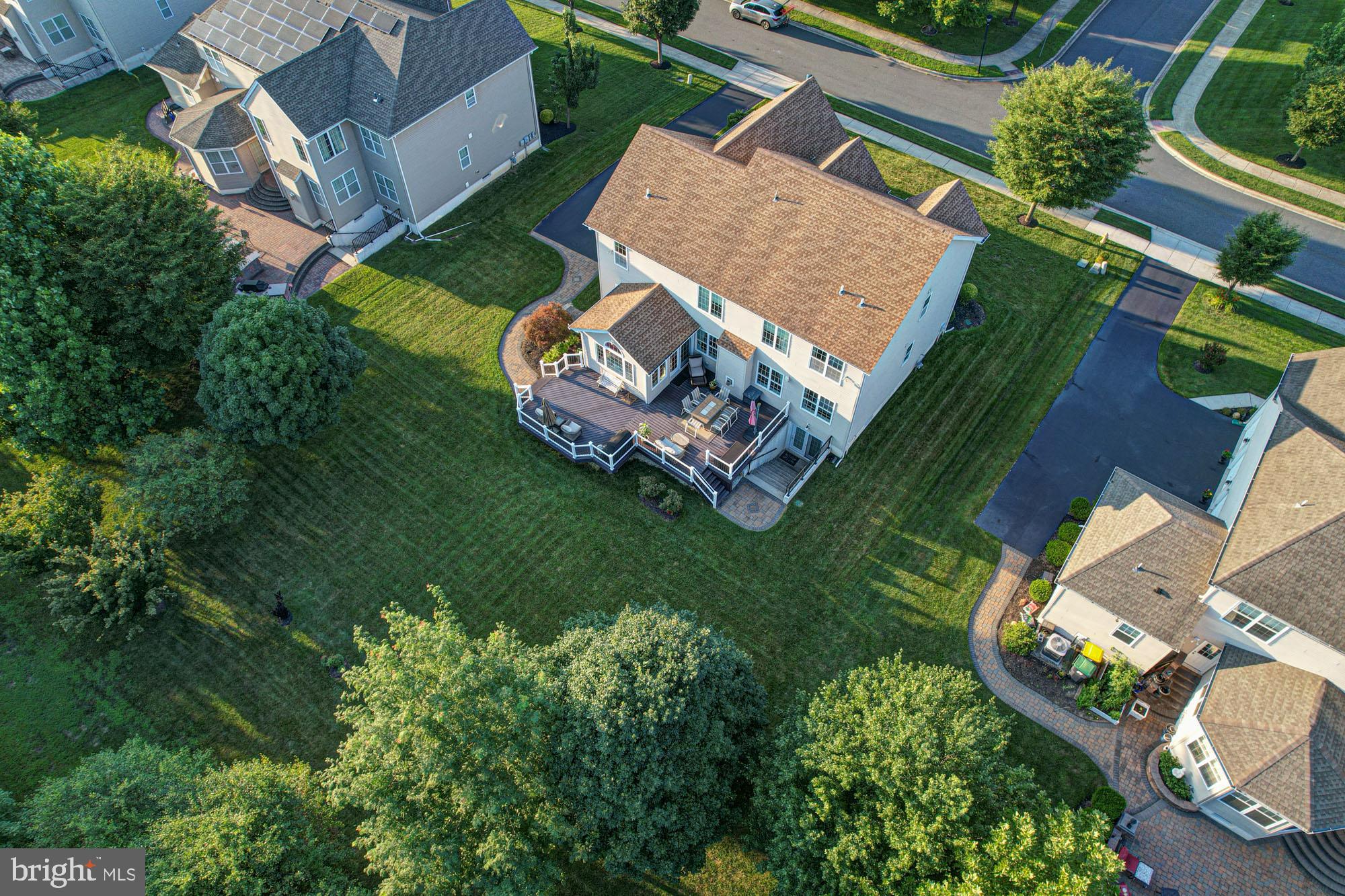 RED LION CHASE - Residential
