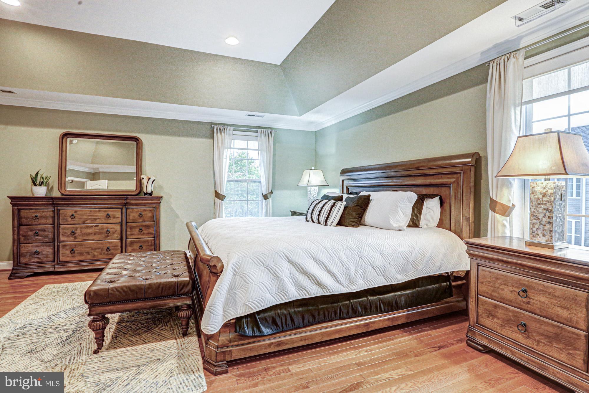 RED LION CHASE - Residential