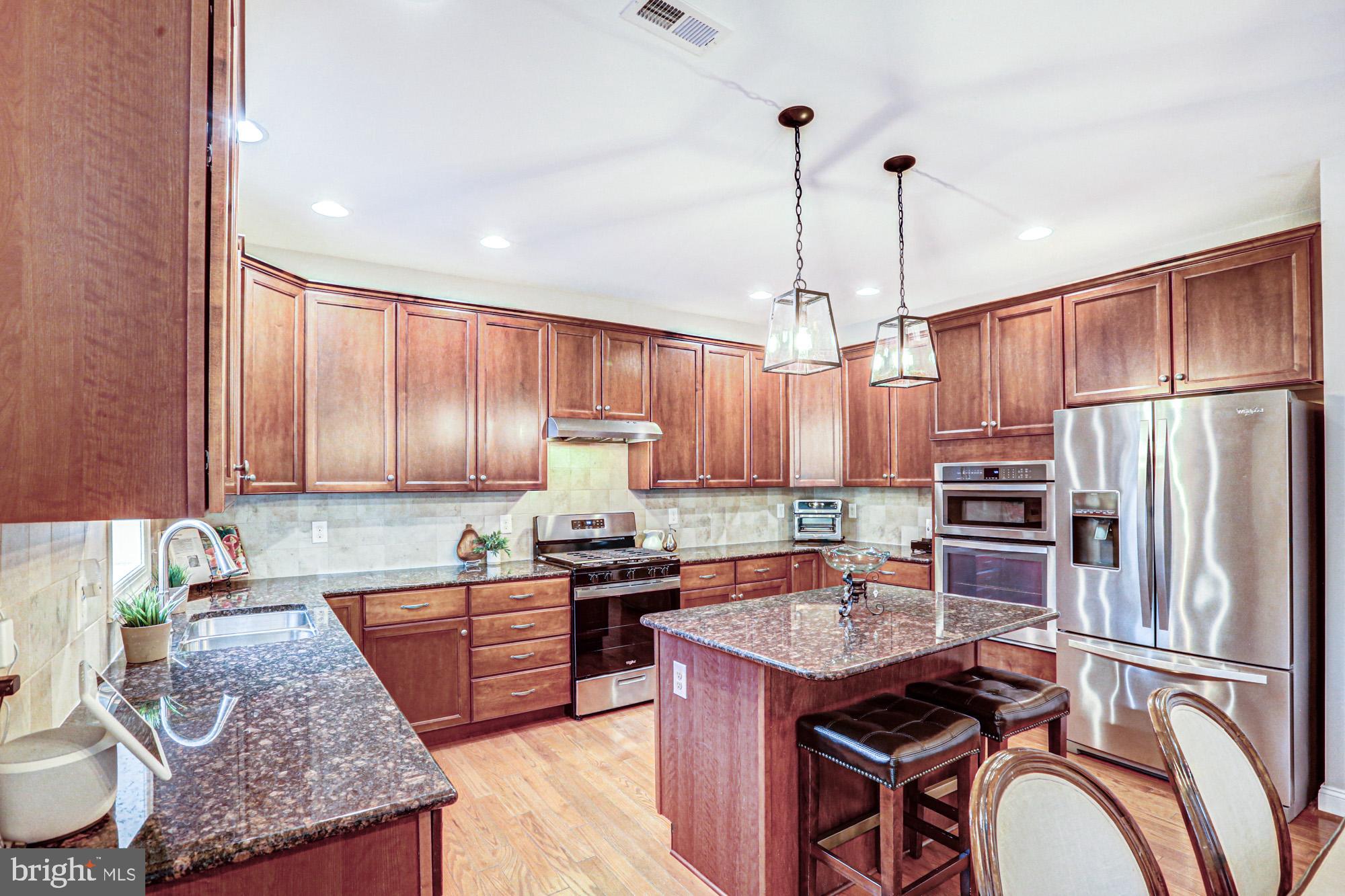 RED LION CHASE - Residential