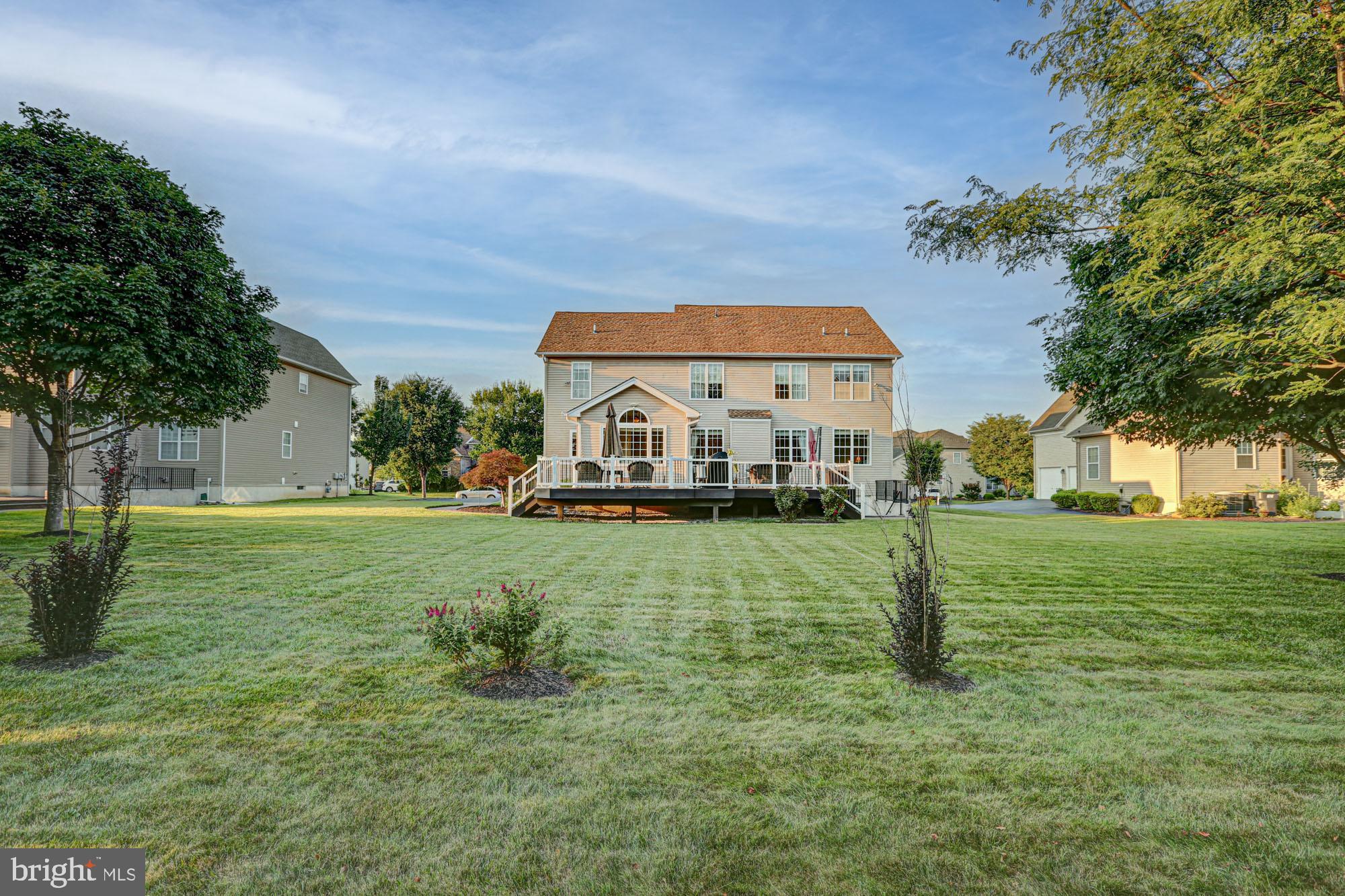 RED LION CHASE - Residential