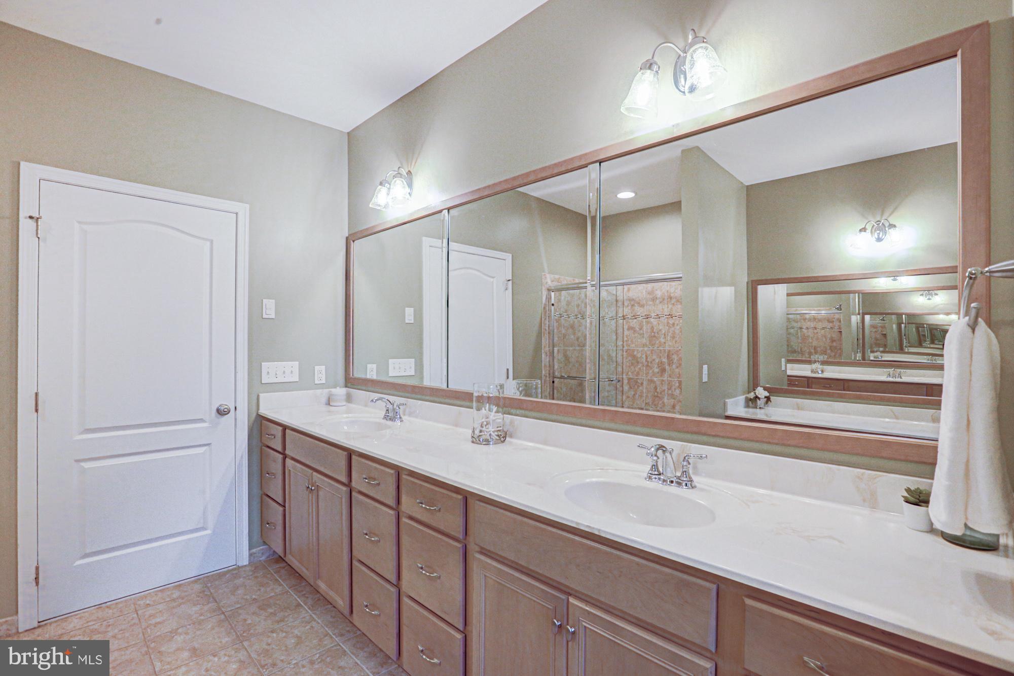RED LION CHASE - Residential