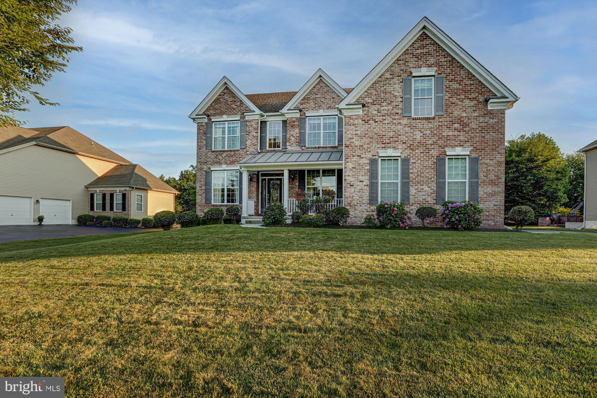 RED LION CHASE - Residential