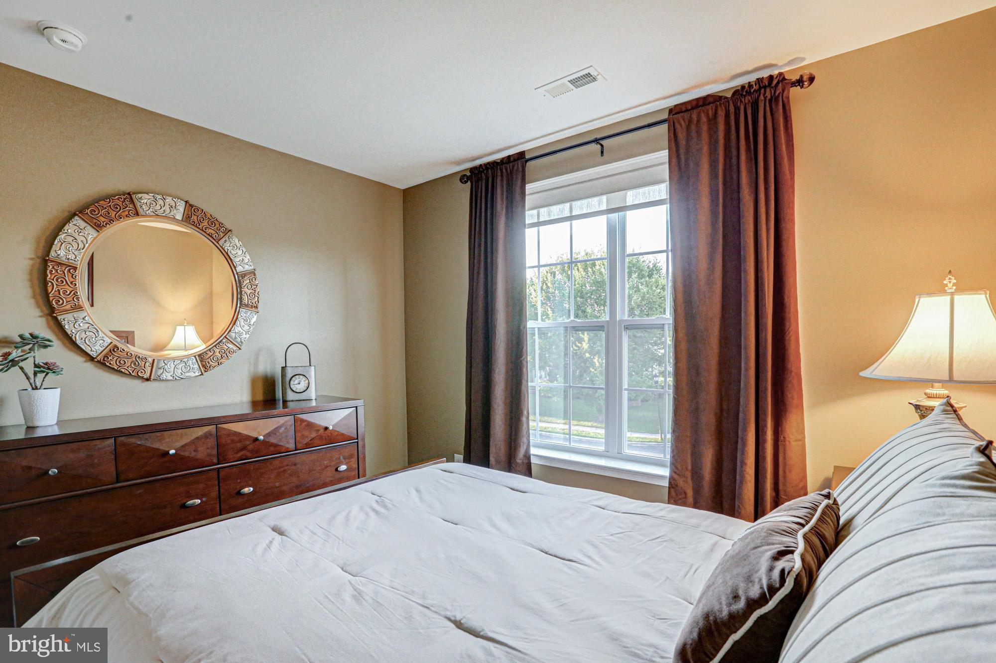RED LION CHASE - Residential