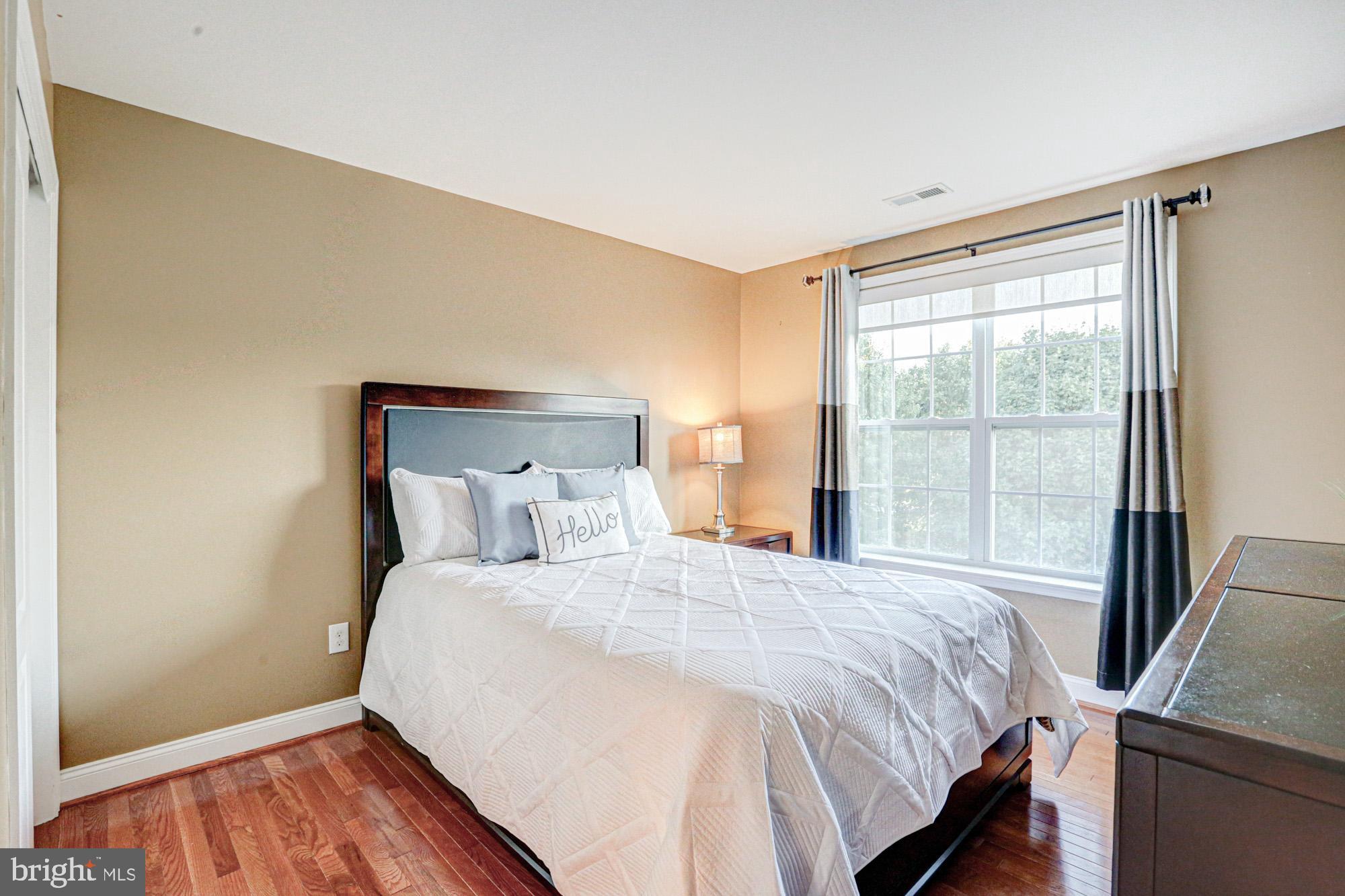 RED LION CHASE - Residential