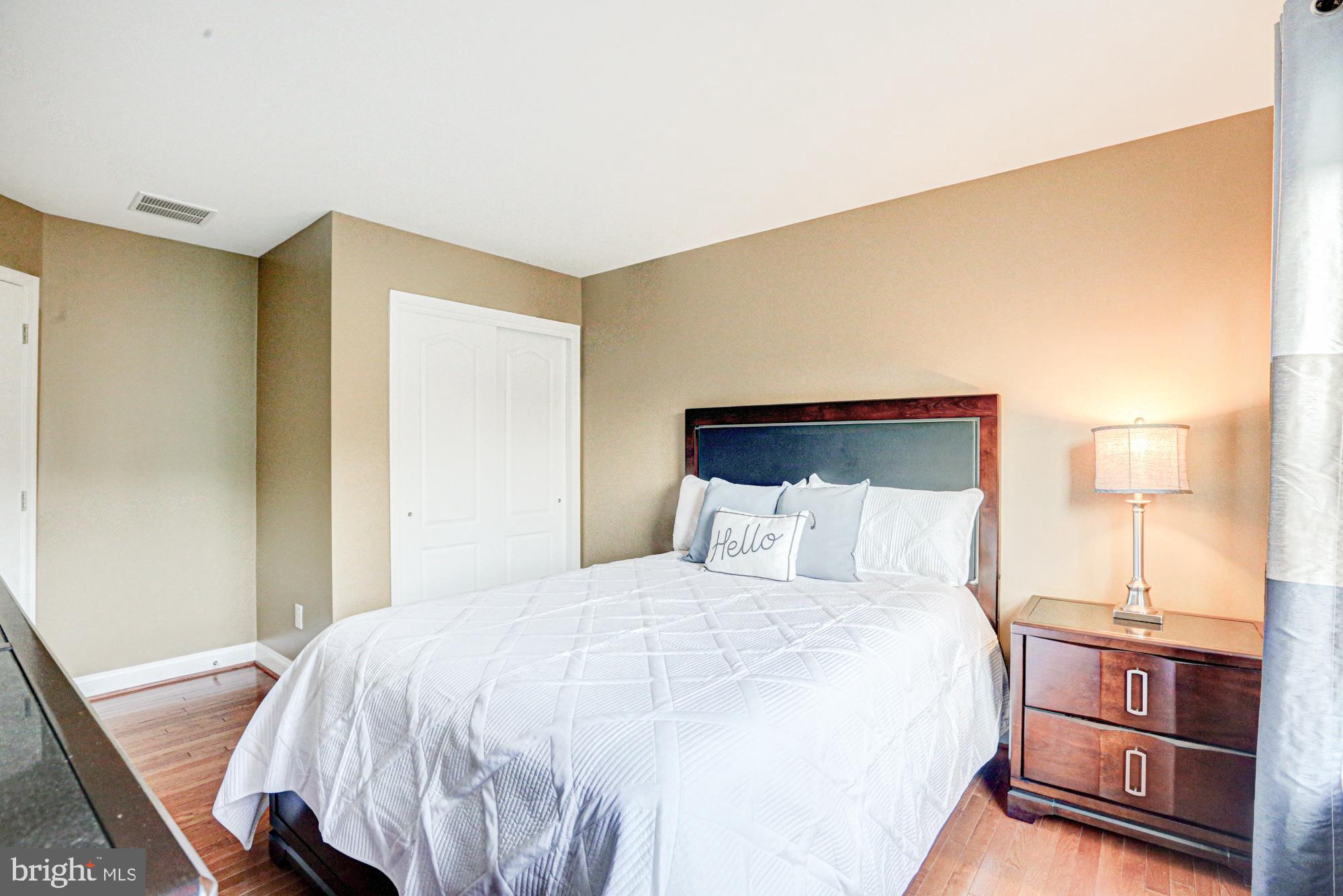 RED LION CHASE - Residential