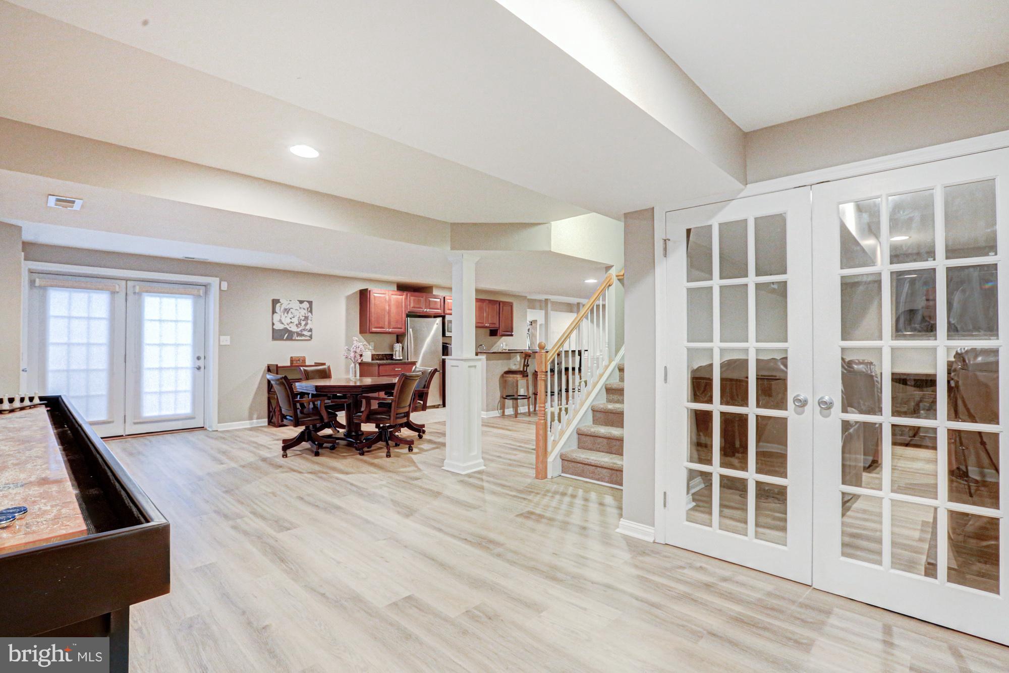 RED LION CHASE - Residential