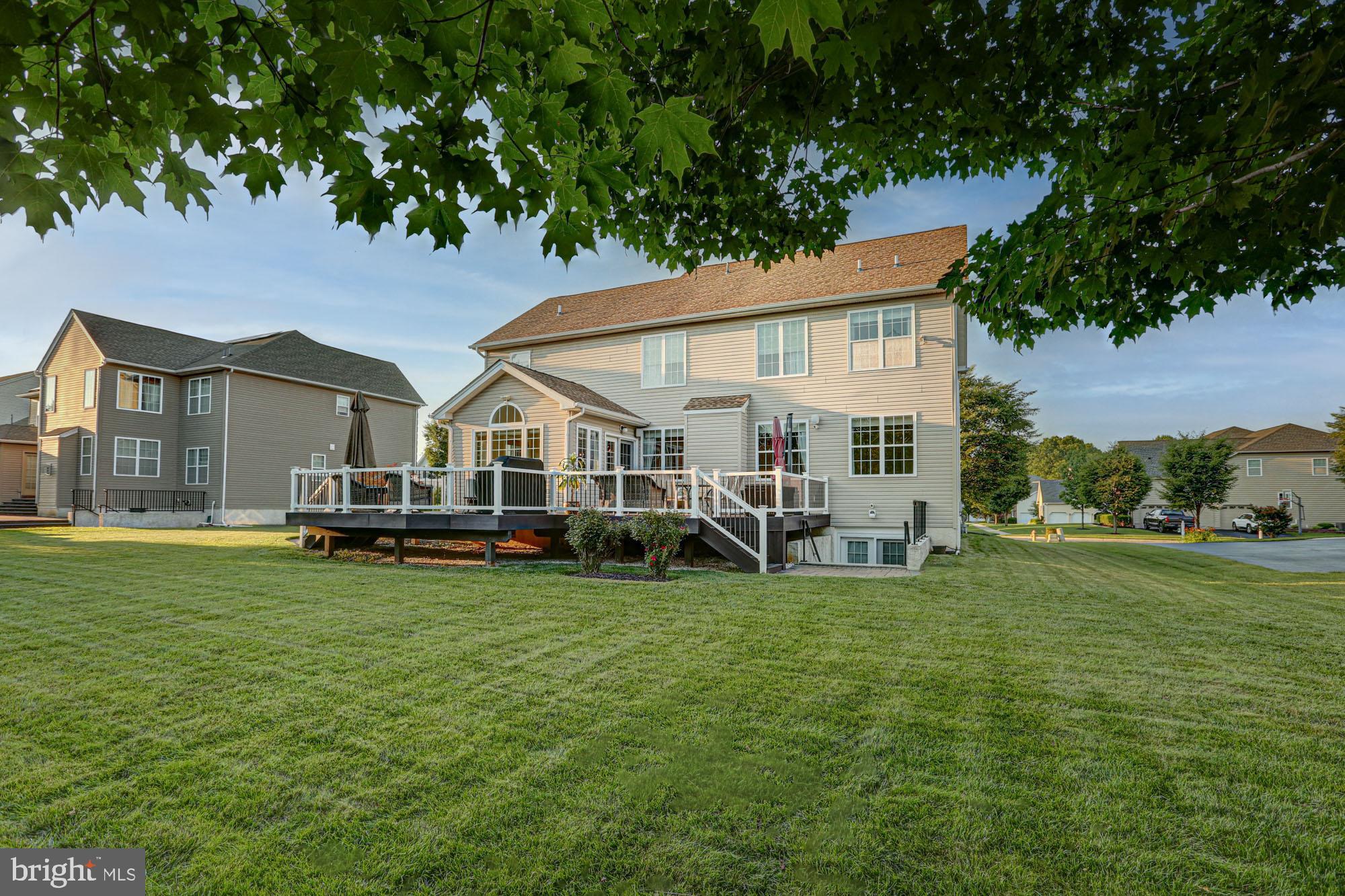 RED LION CHASE - Residential