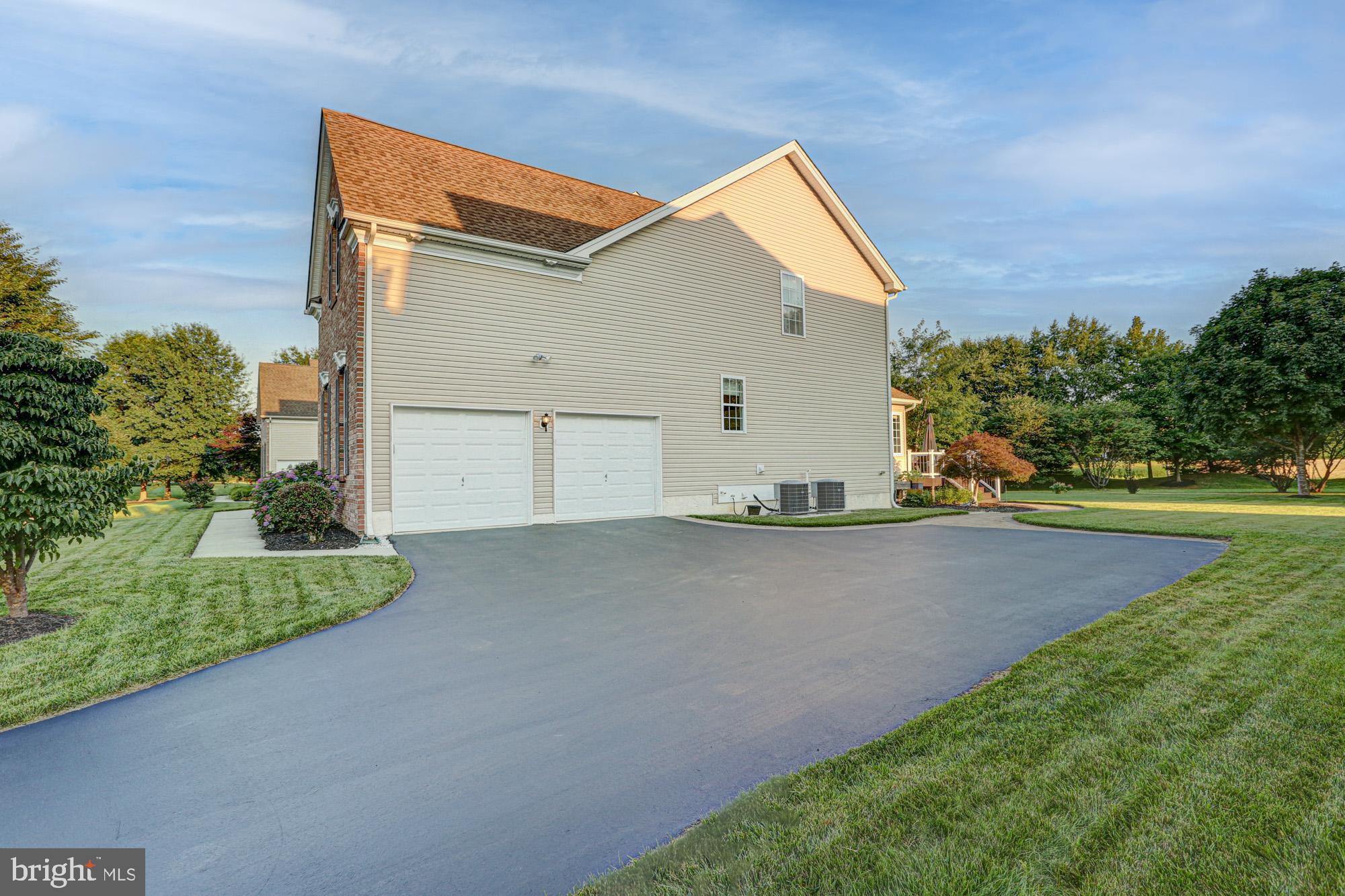 RED LION CHASE - Residential