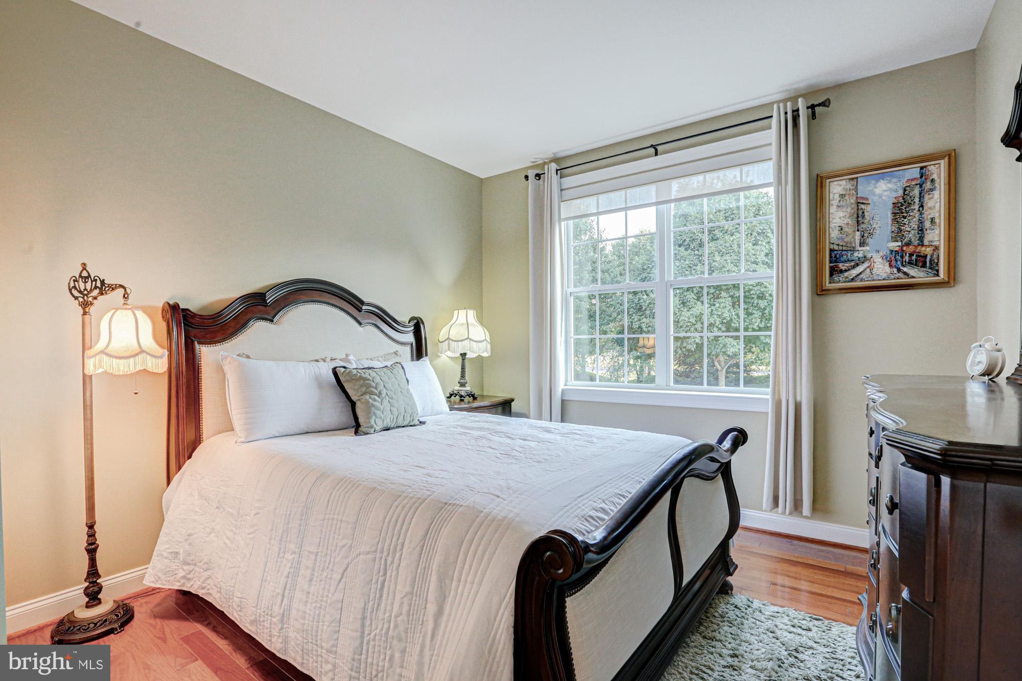RED LION CHASE - Residential