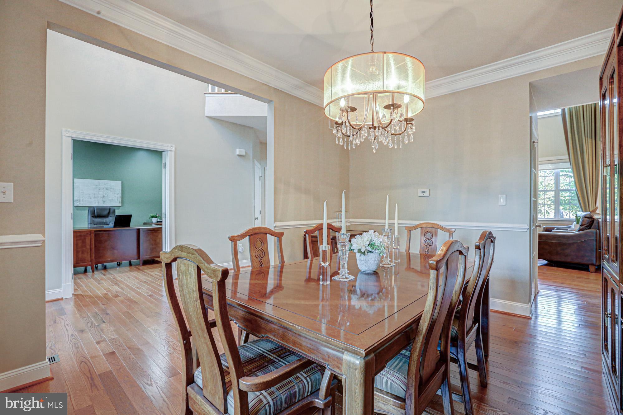RED LION CHASE - Residential