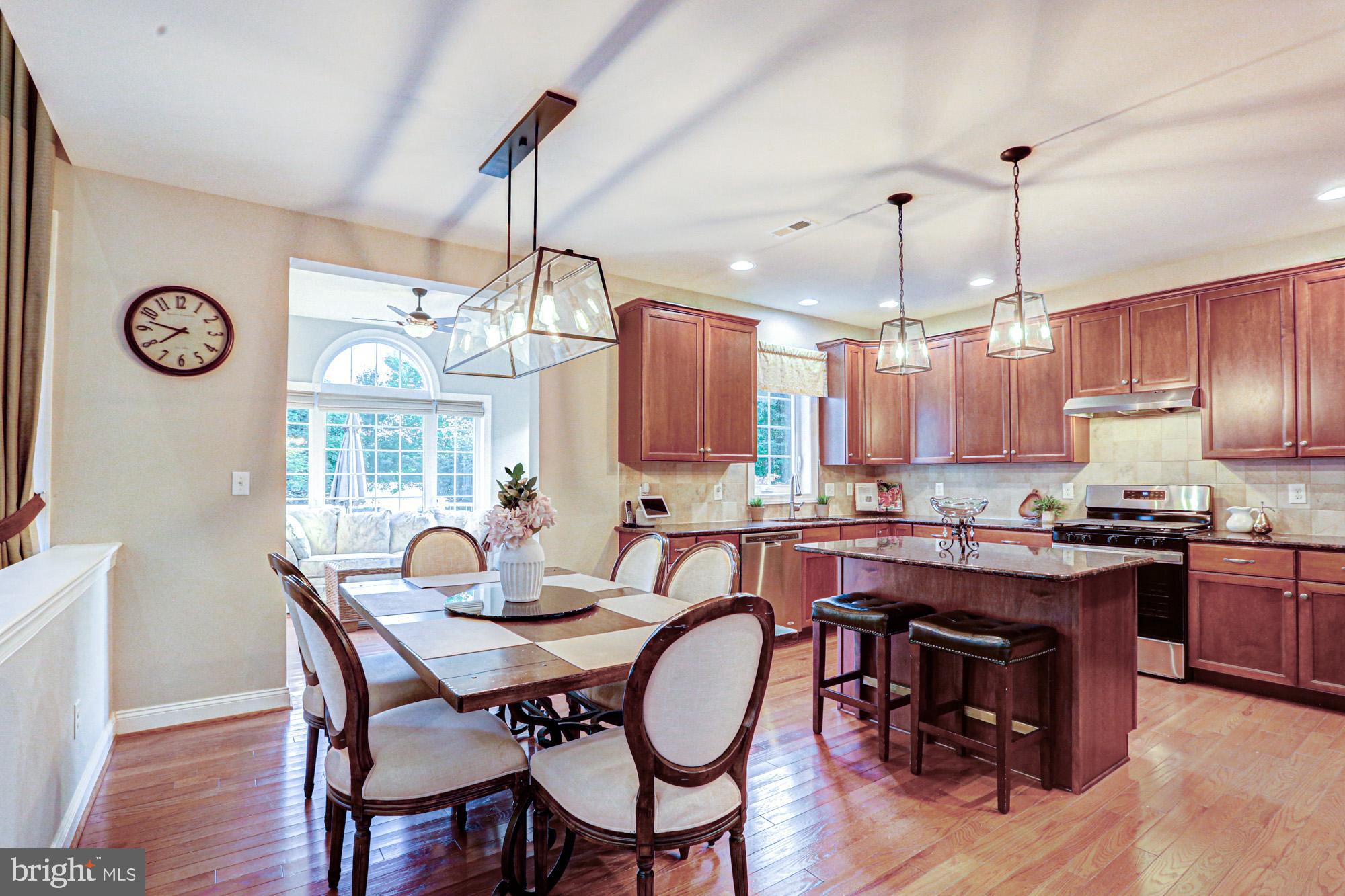 RED LION CHASE - Residential