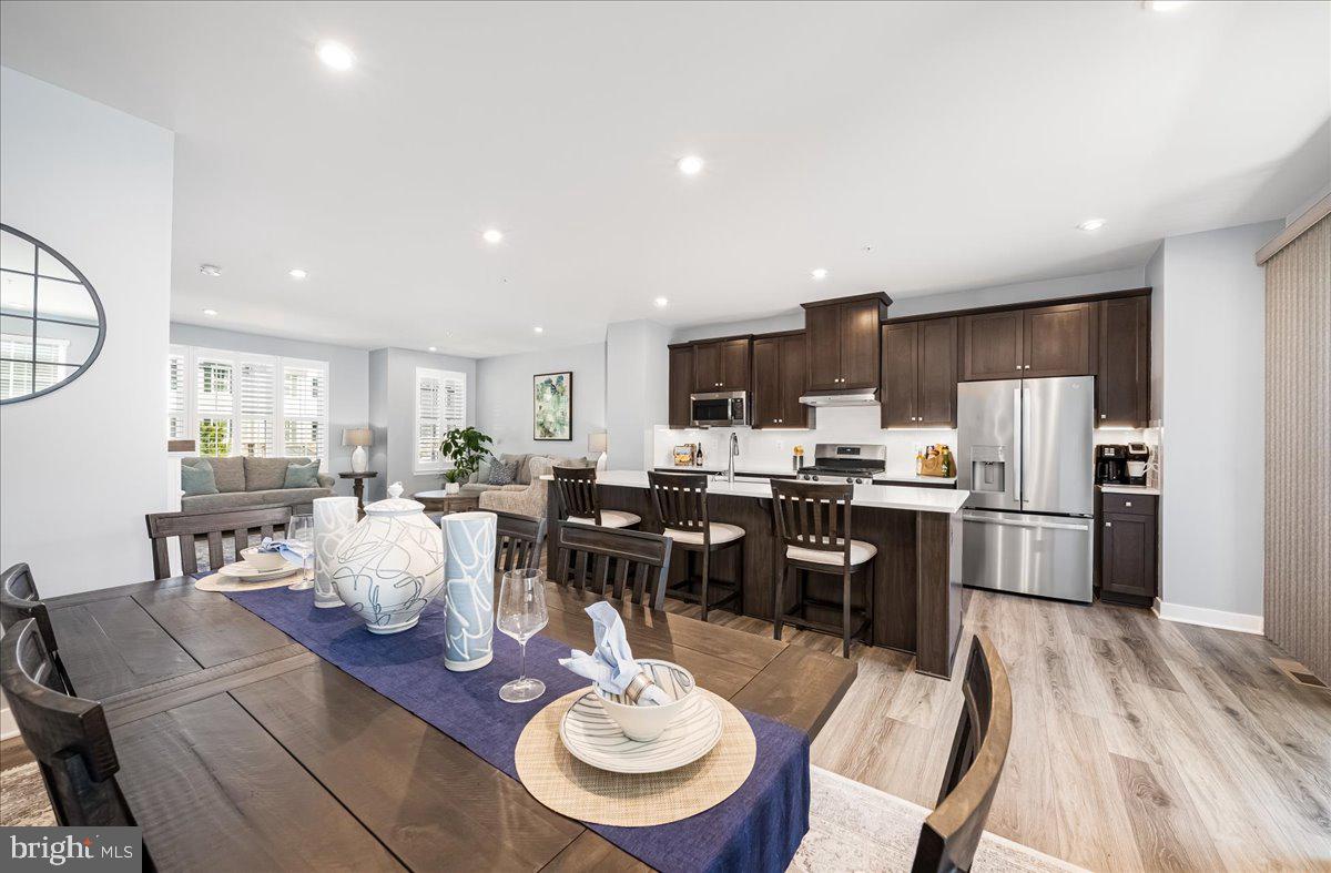 WELLINGTON FARMS - Residential