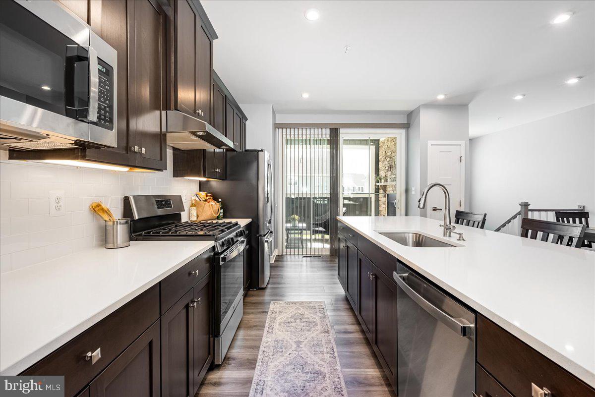 WELLINGTON FARMS - Residential