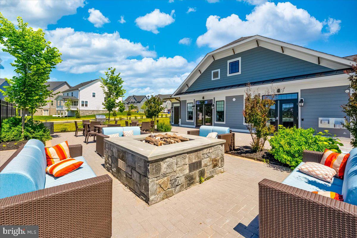 WELLINGTON FARMS - Residential